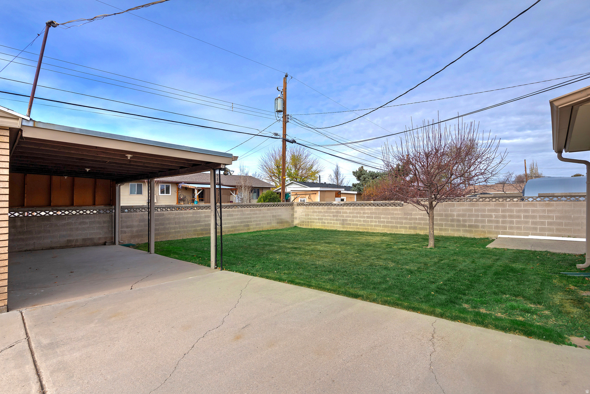 VALLEY HOME VIEW - Residential