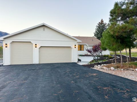 Photo of 3425 FULLER DR, Eden, UT 84310 (MLS # 2119043)