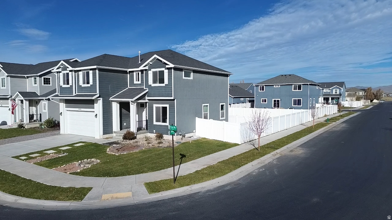 OVERLAND TRAILS - Residential