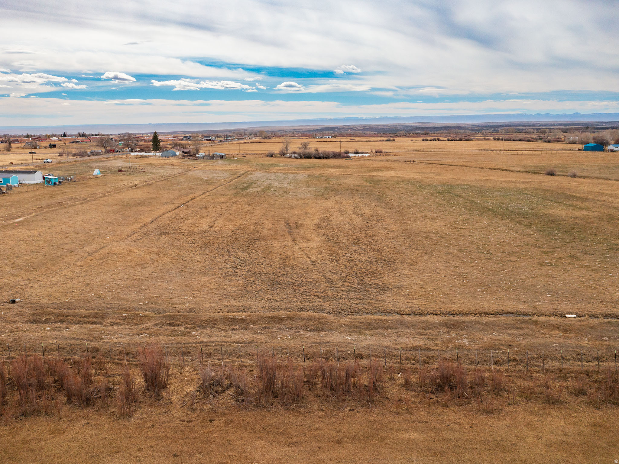 THYRENA SUE BURDICK TRUSTEE - Land