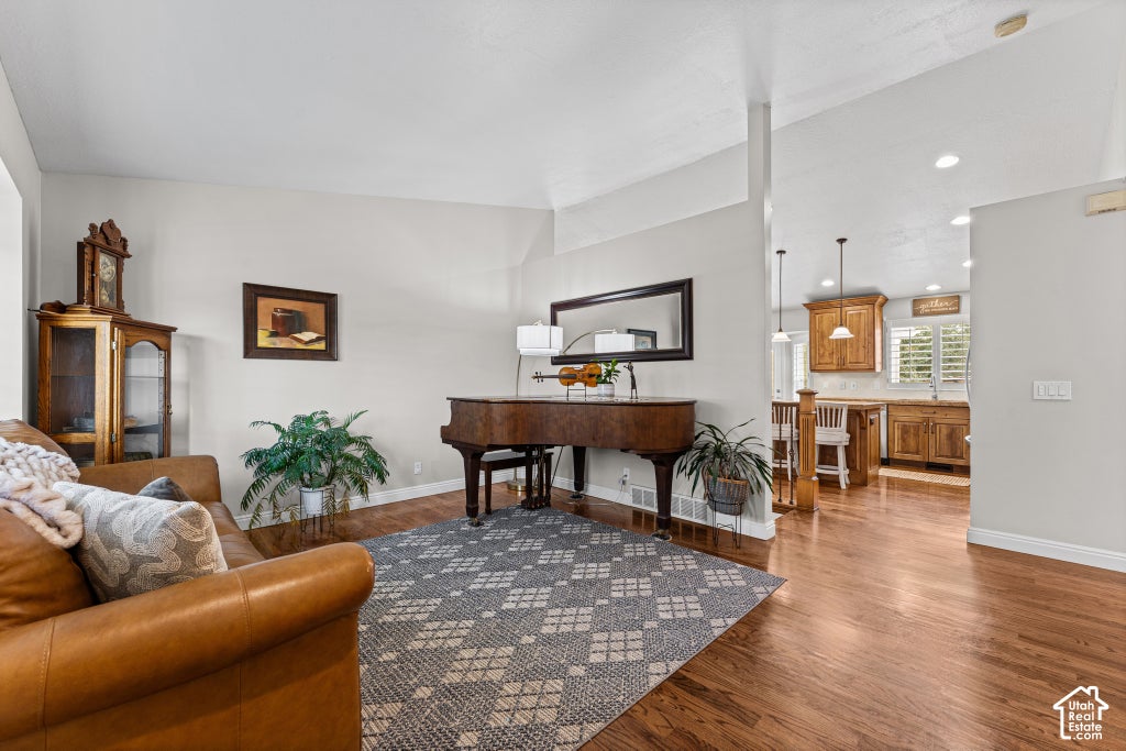 Photo of 178 E OLIVE BERRY LN, Draper, UT 84020 (MLS # 2189125)