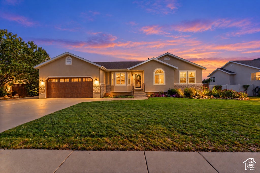 Photo of 178 E OLIVE BERRY LN, Draper, UT 84020 (MLS # 2189125)