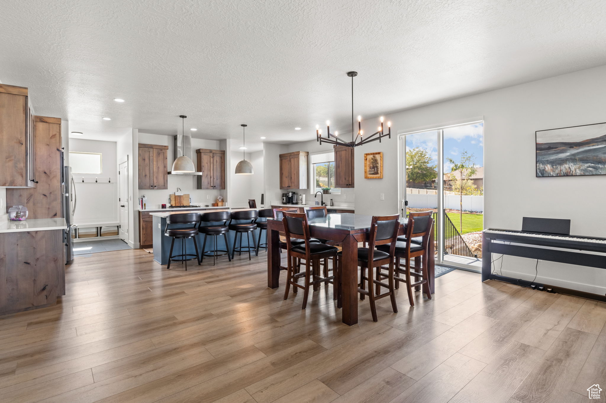 SARATOGA HILLS - Residential