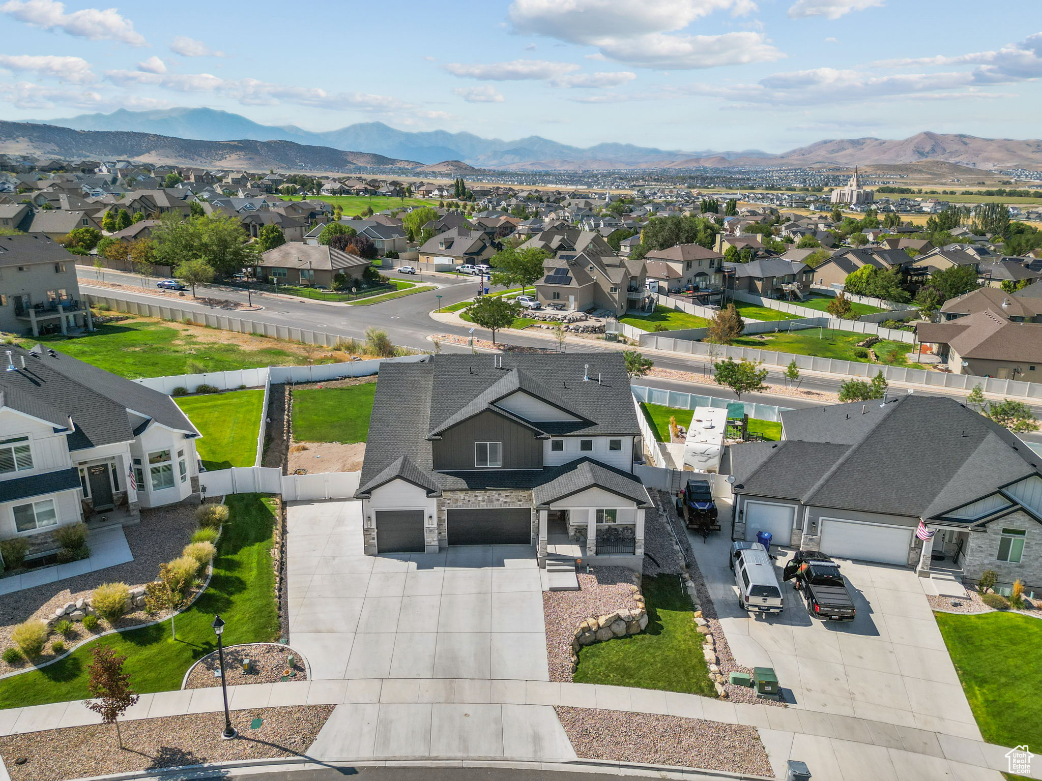 SARATOGA HILLS - Residential