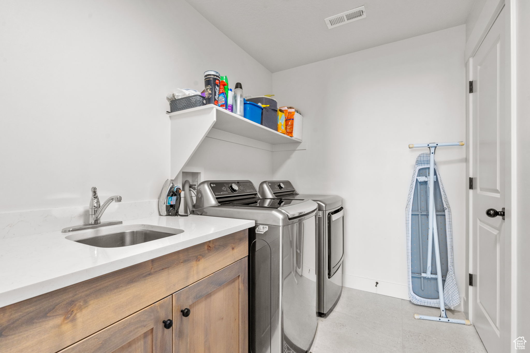 SARATOGA HILLS - Residential