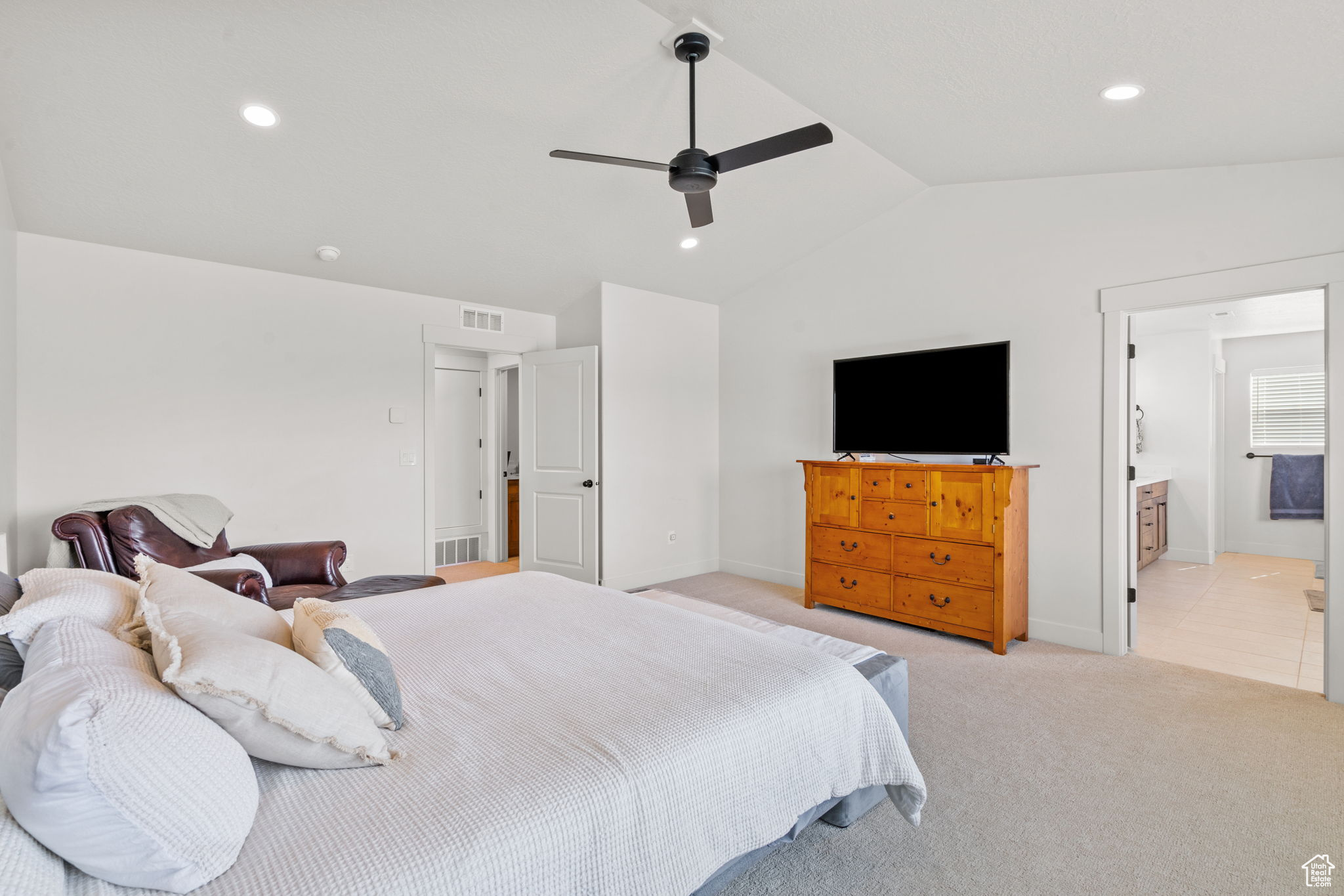 SARATOGA HILLS - Residential