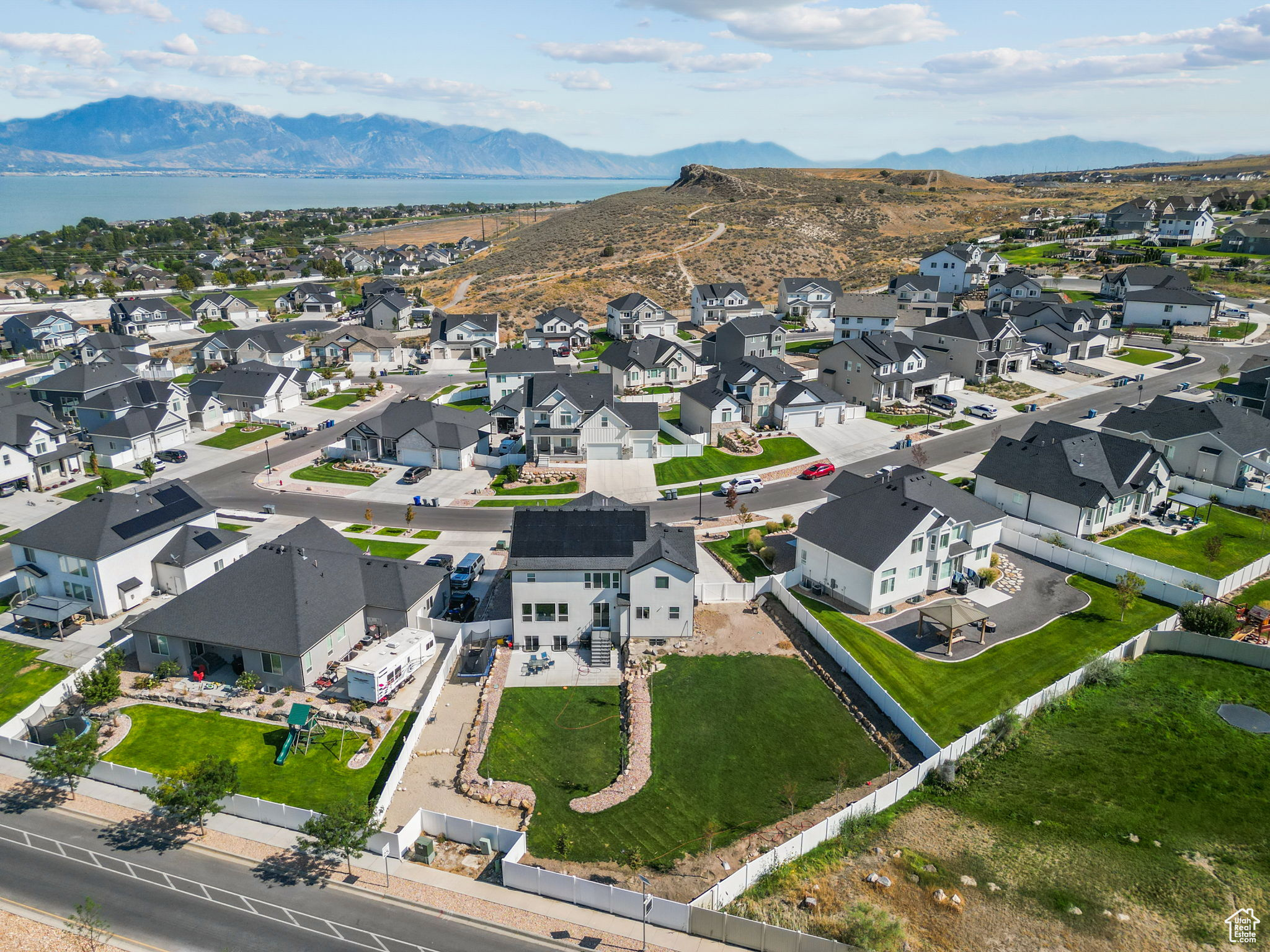 SARATOGA HILLS - Residential