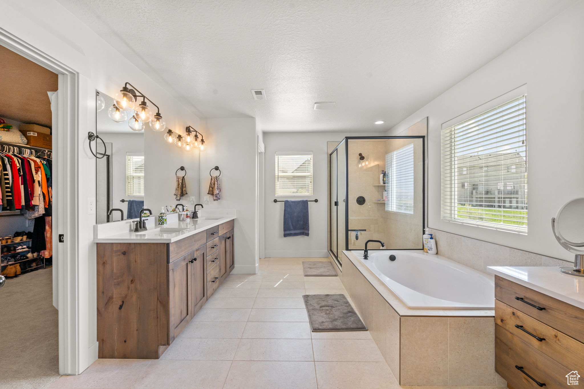 SARATOGA HILLS - Residential