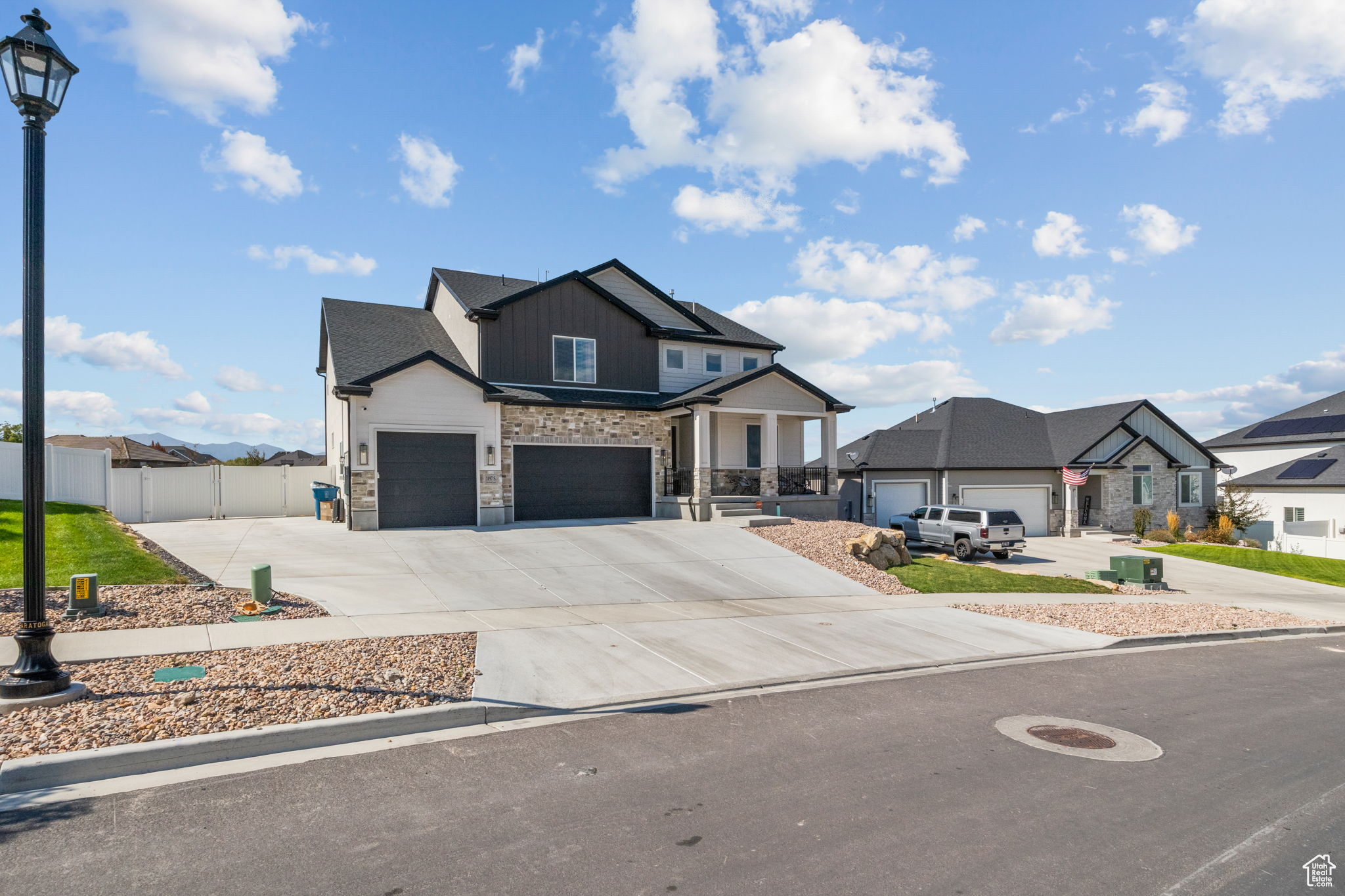 SARATOGA HILLS - Residential