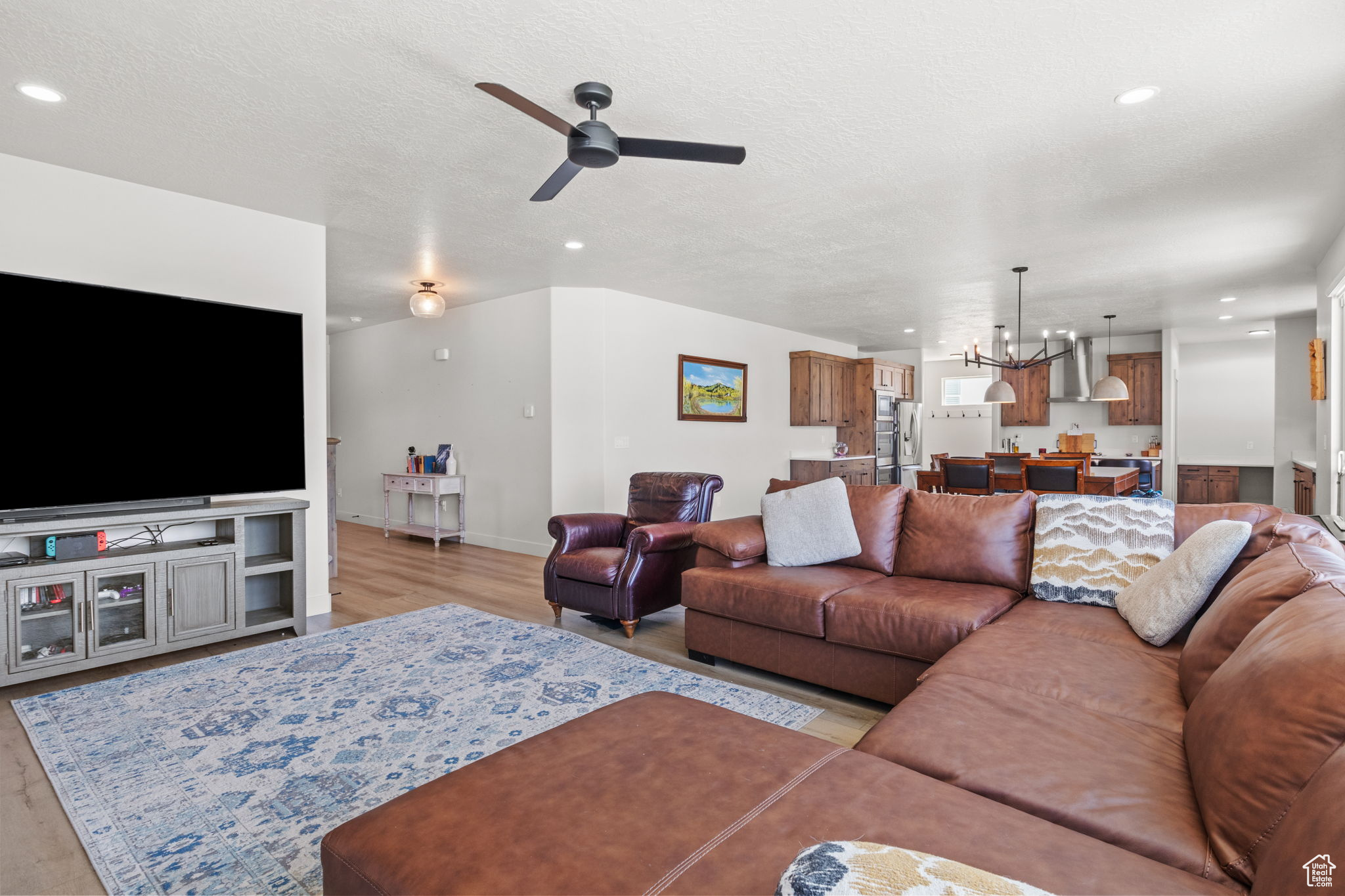 SARATOGA HILLS - Residential