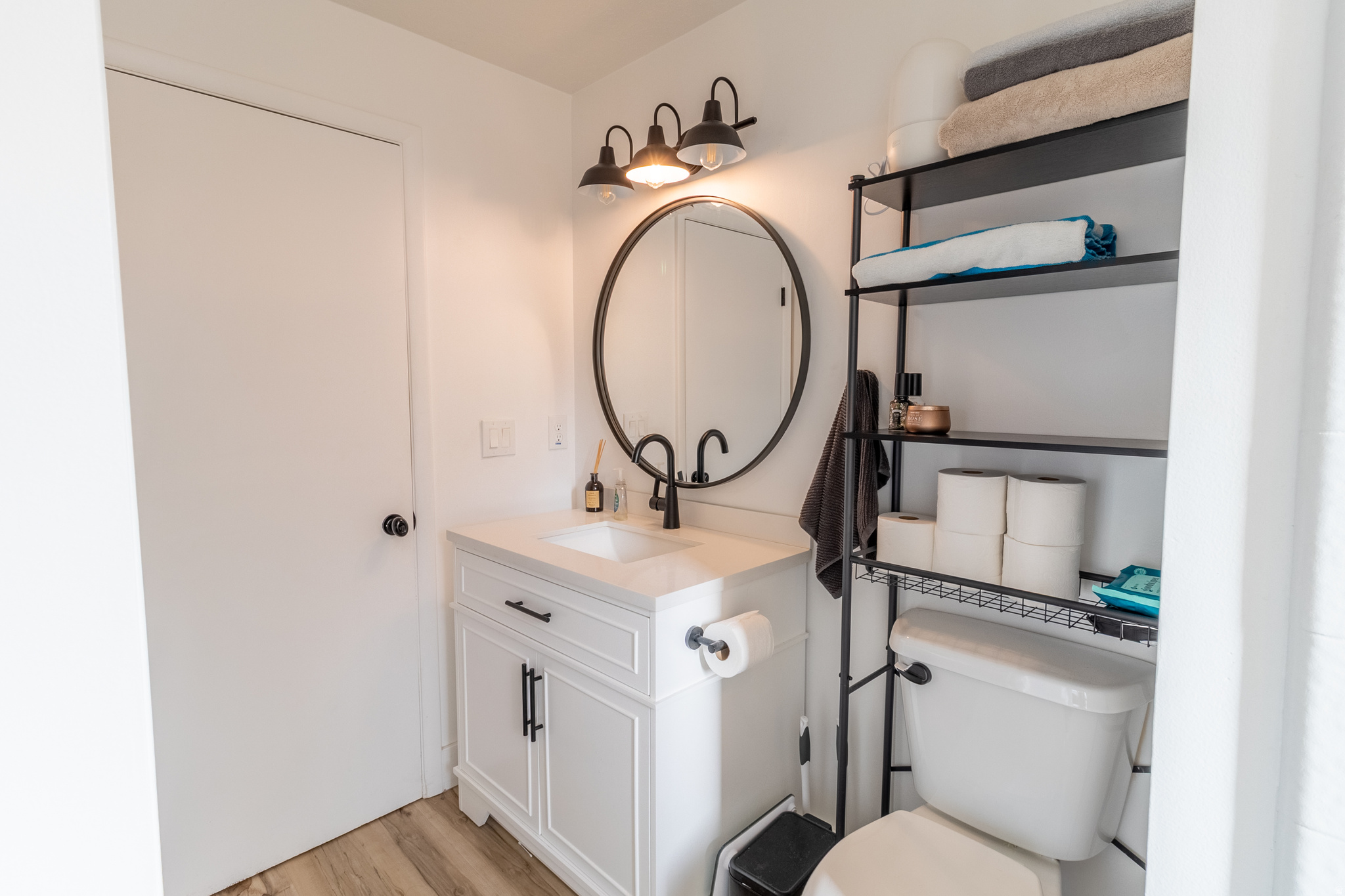 MAIN POINT SOUTH - Residential