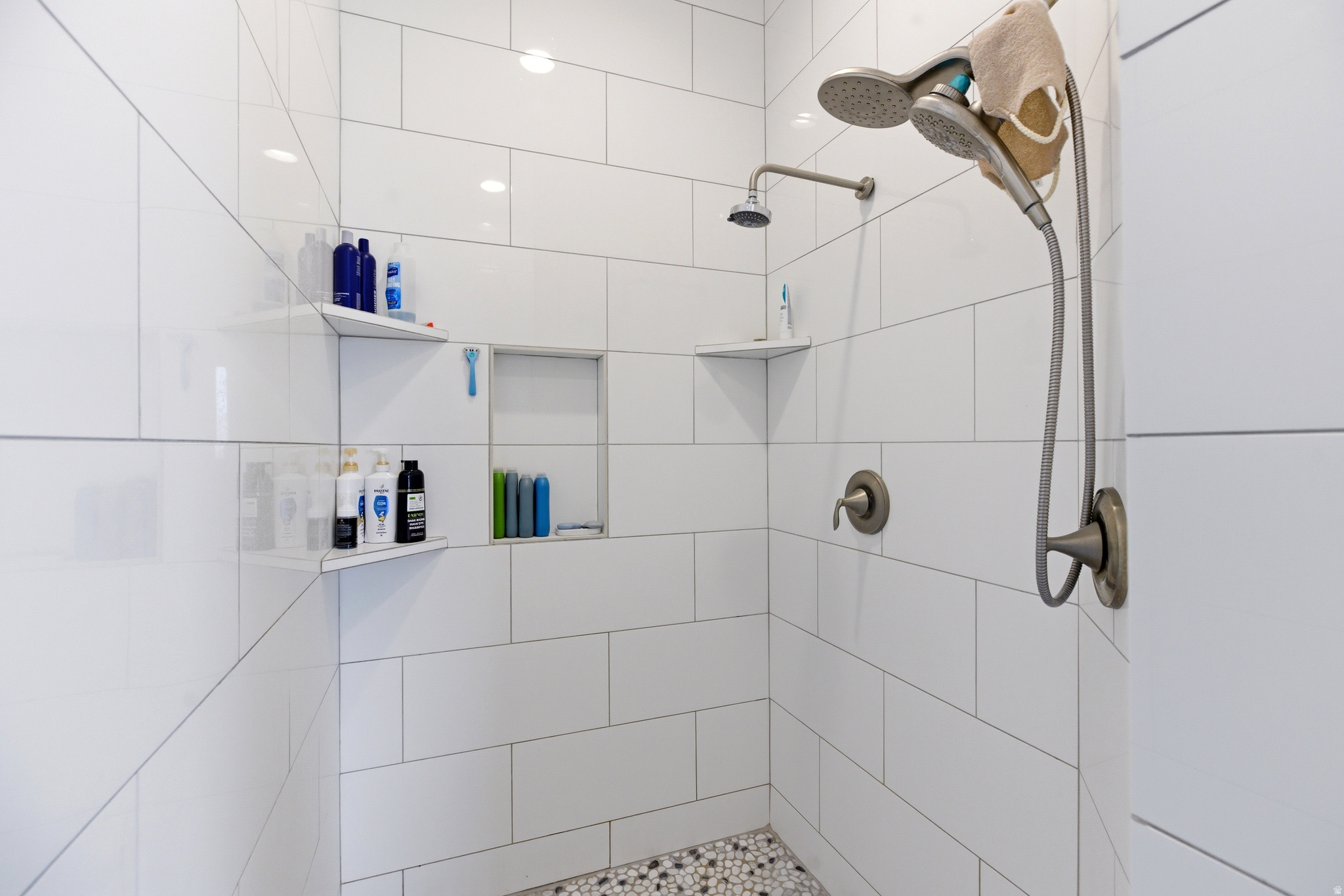 MAPLE ESTATES PH 3 - Residential