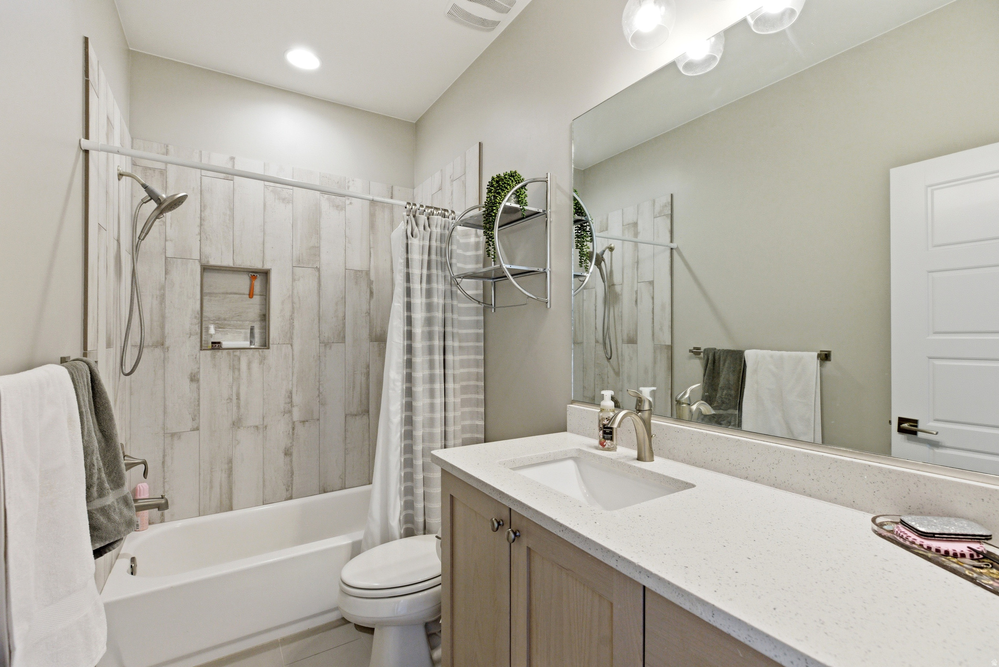 MAPLE ESTATES PH 3 - Residential