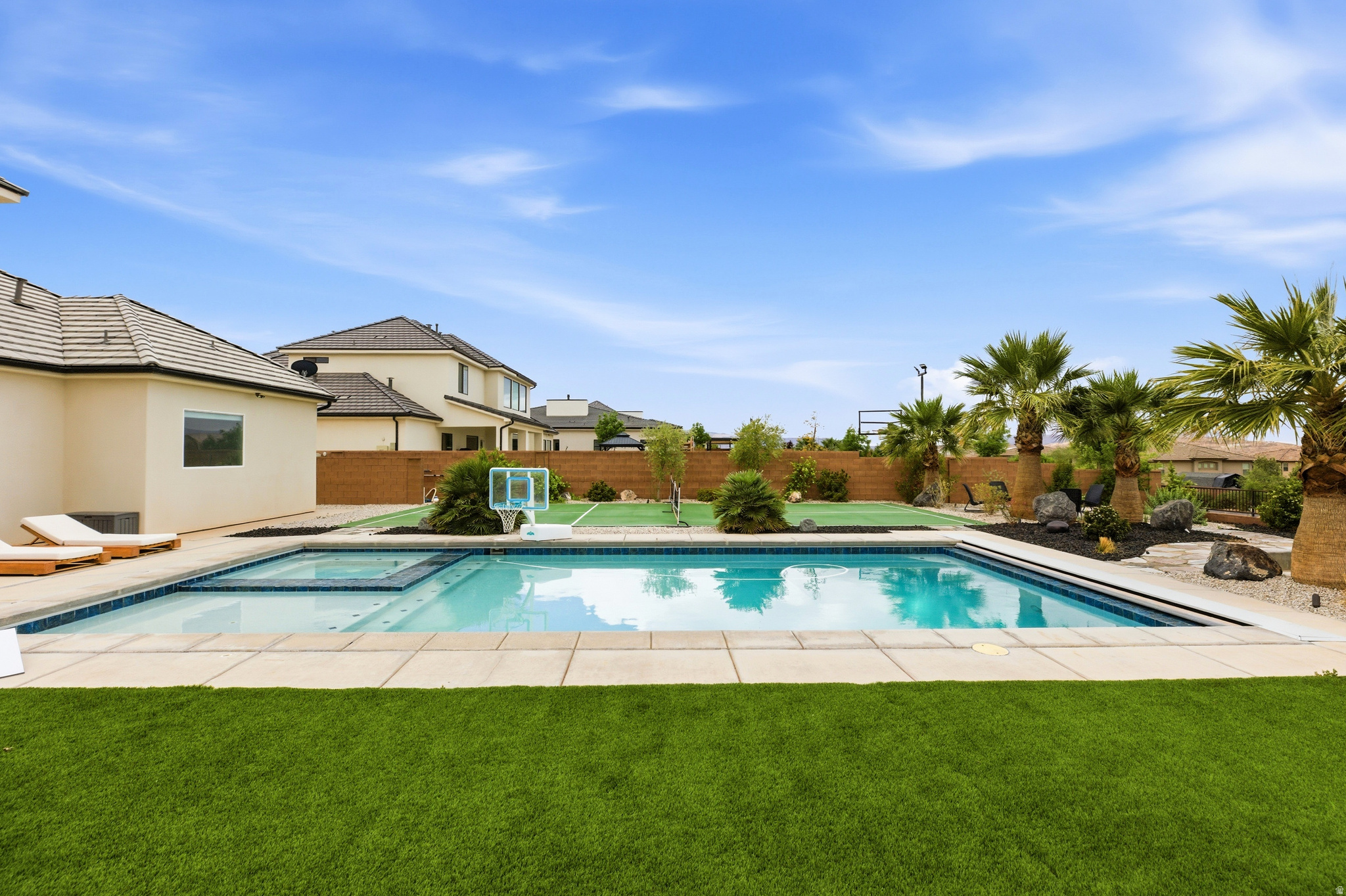 MAPLE ESTATES PH 3 - Residential