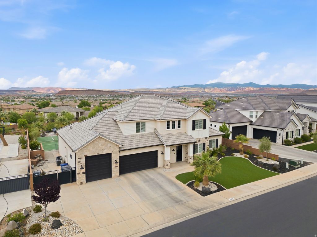 Photo of 3694 S JESSAMINE DR, Saint George, UT 84790 (MLS # 2150675)