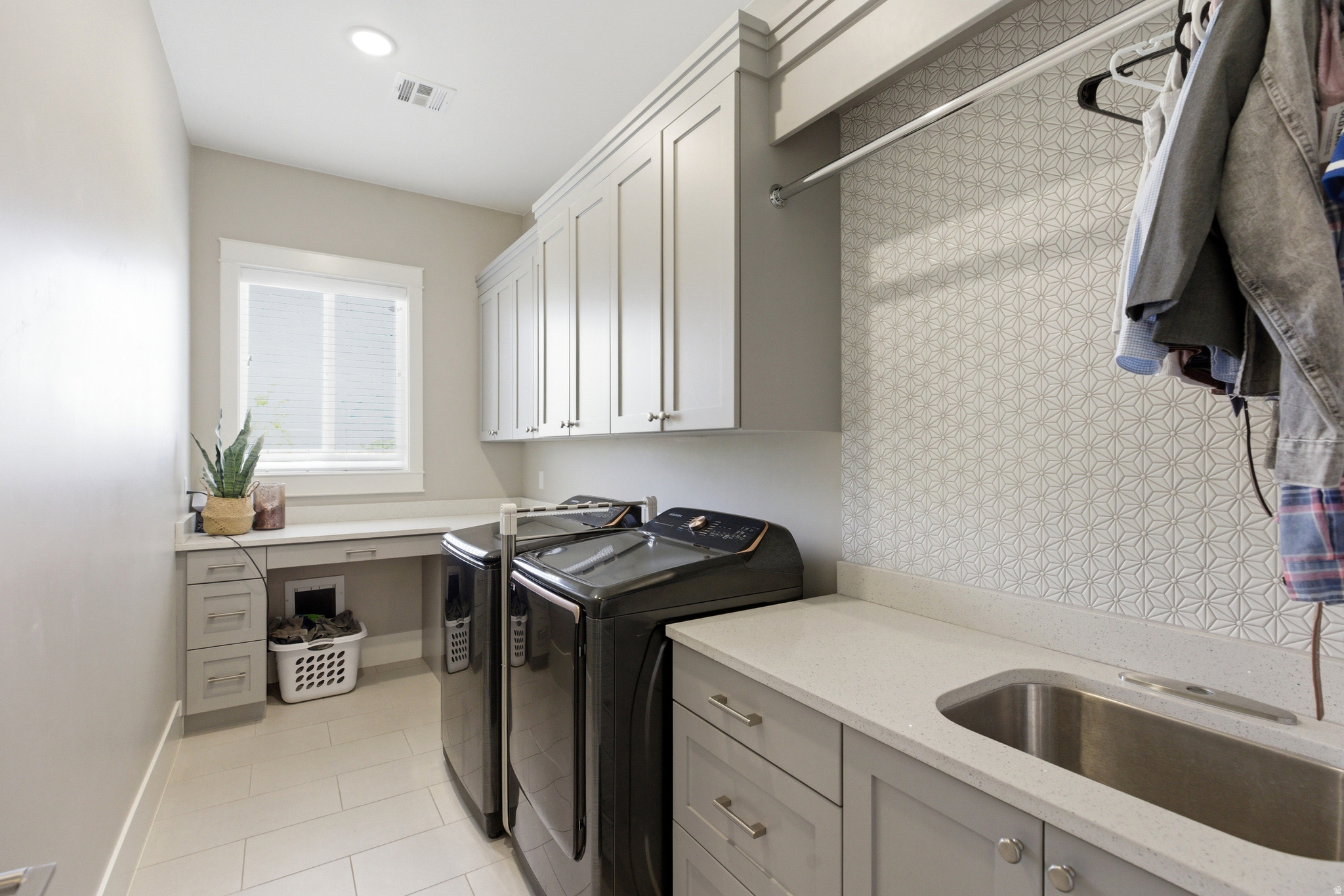 MAPLE ESTATES PH 3 - Residential