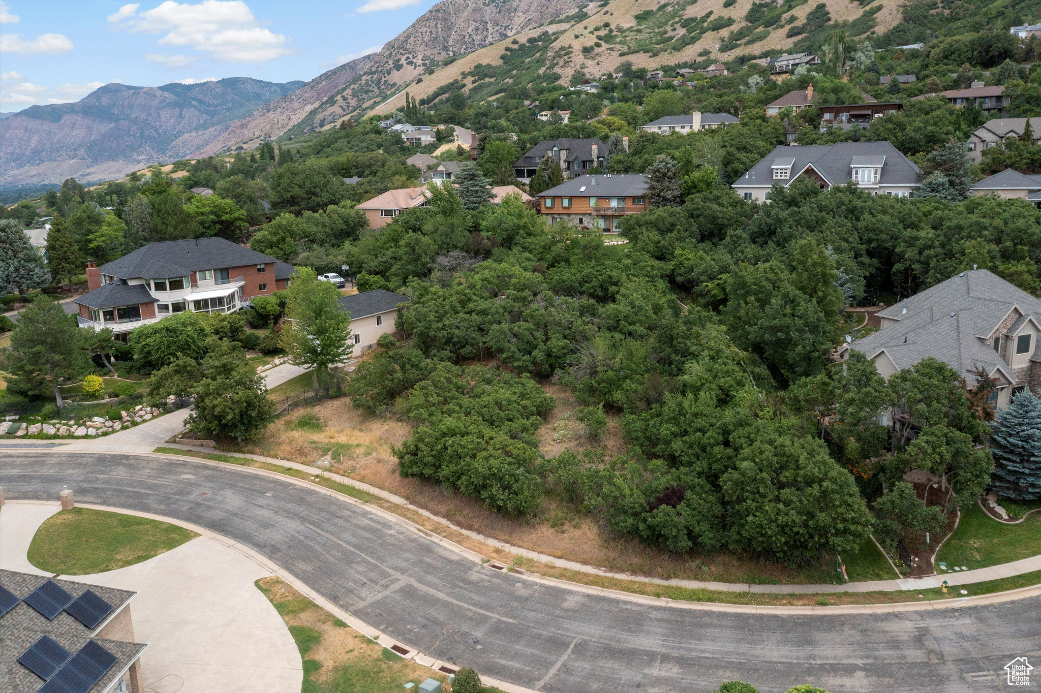 OAK VIEW ESTATES - Land