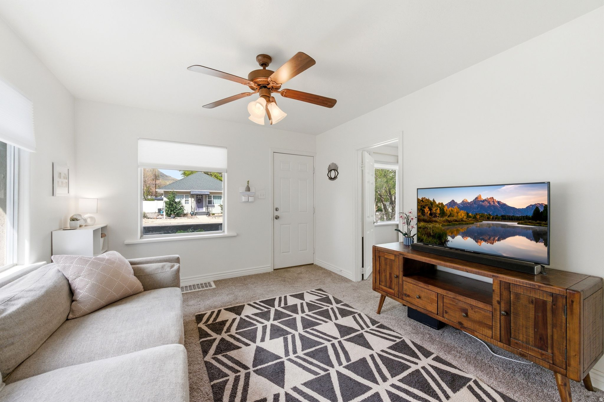 REYNOLDS - Residential