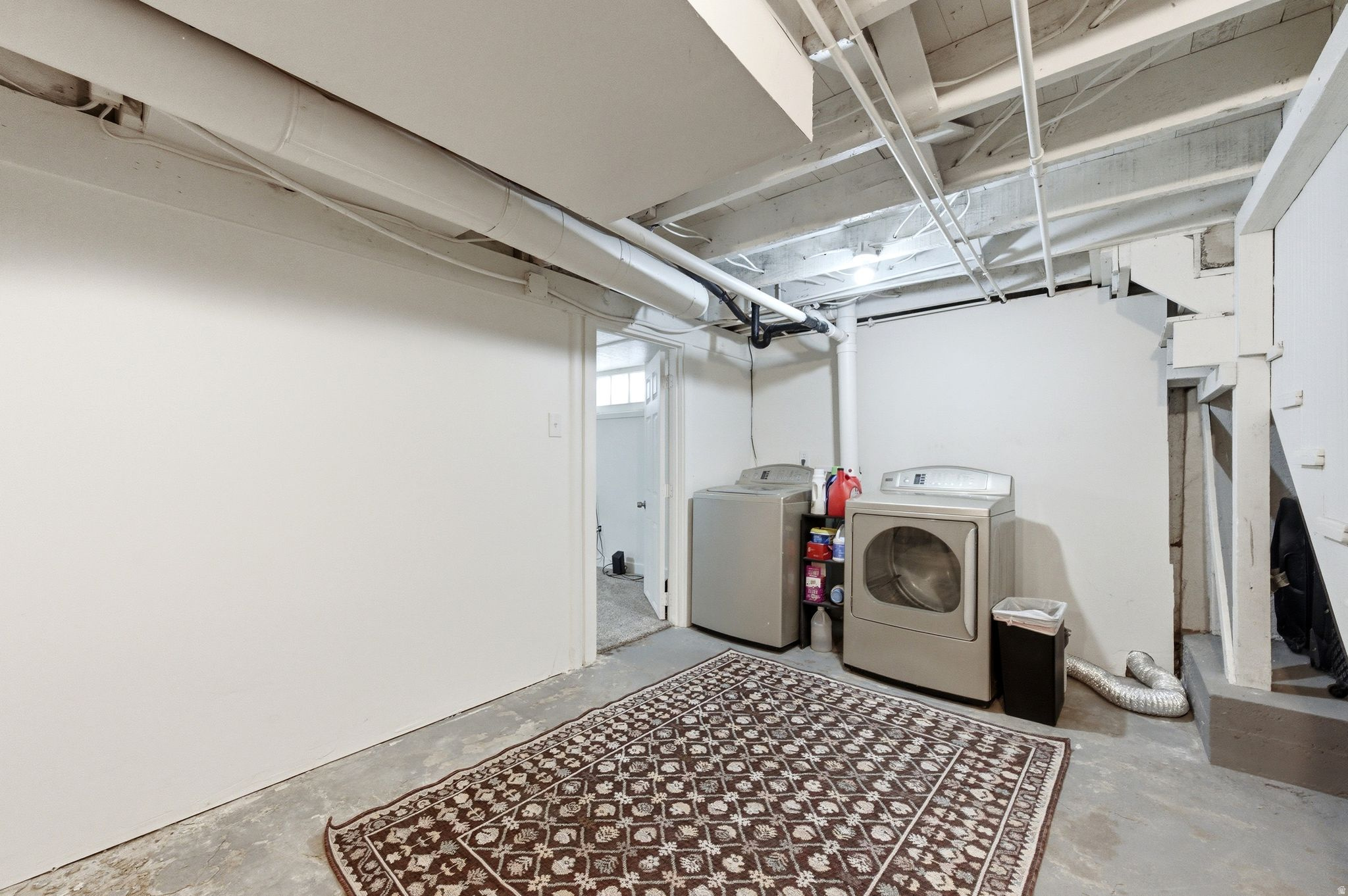 REYNOLDS - Residential