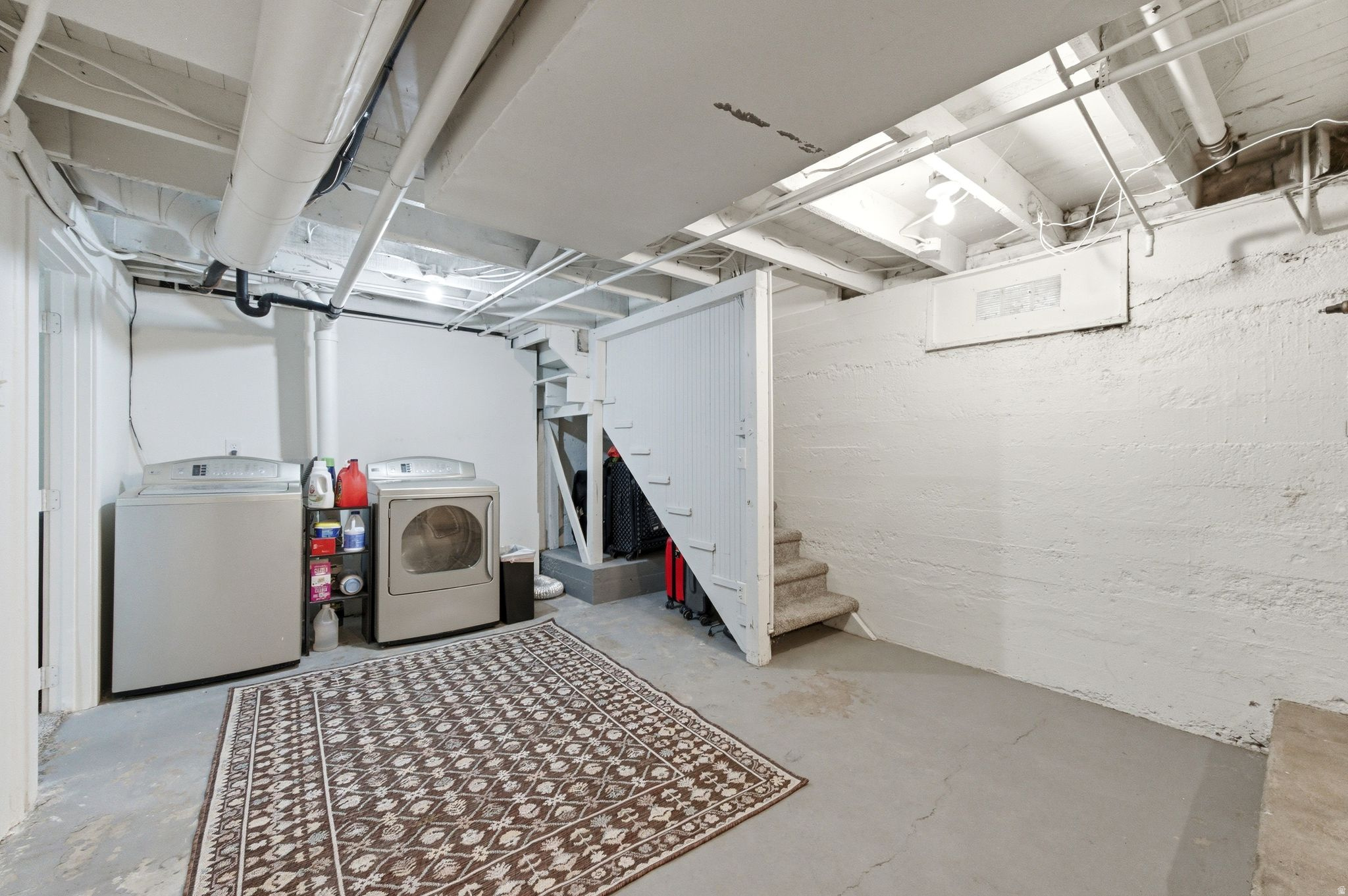 REYNOLDS - Residential