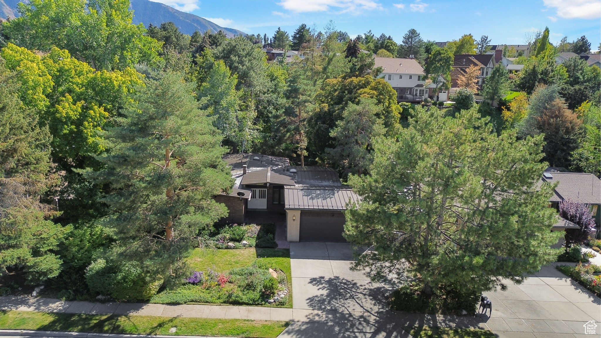 WILLOW CREEK - Residential
