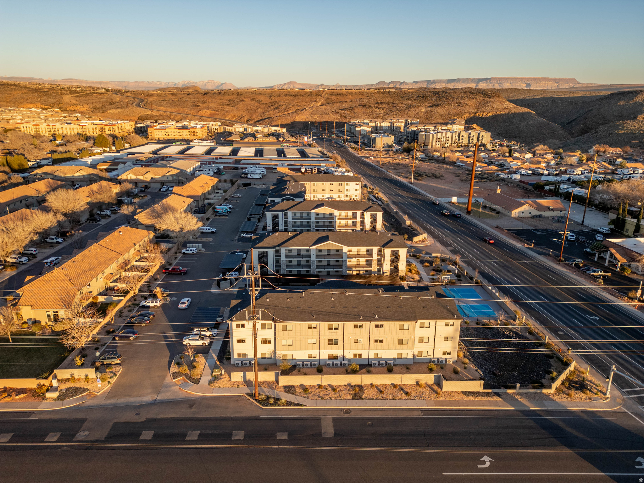 RED VISTA CONDOMINIUMS - Residential