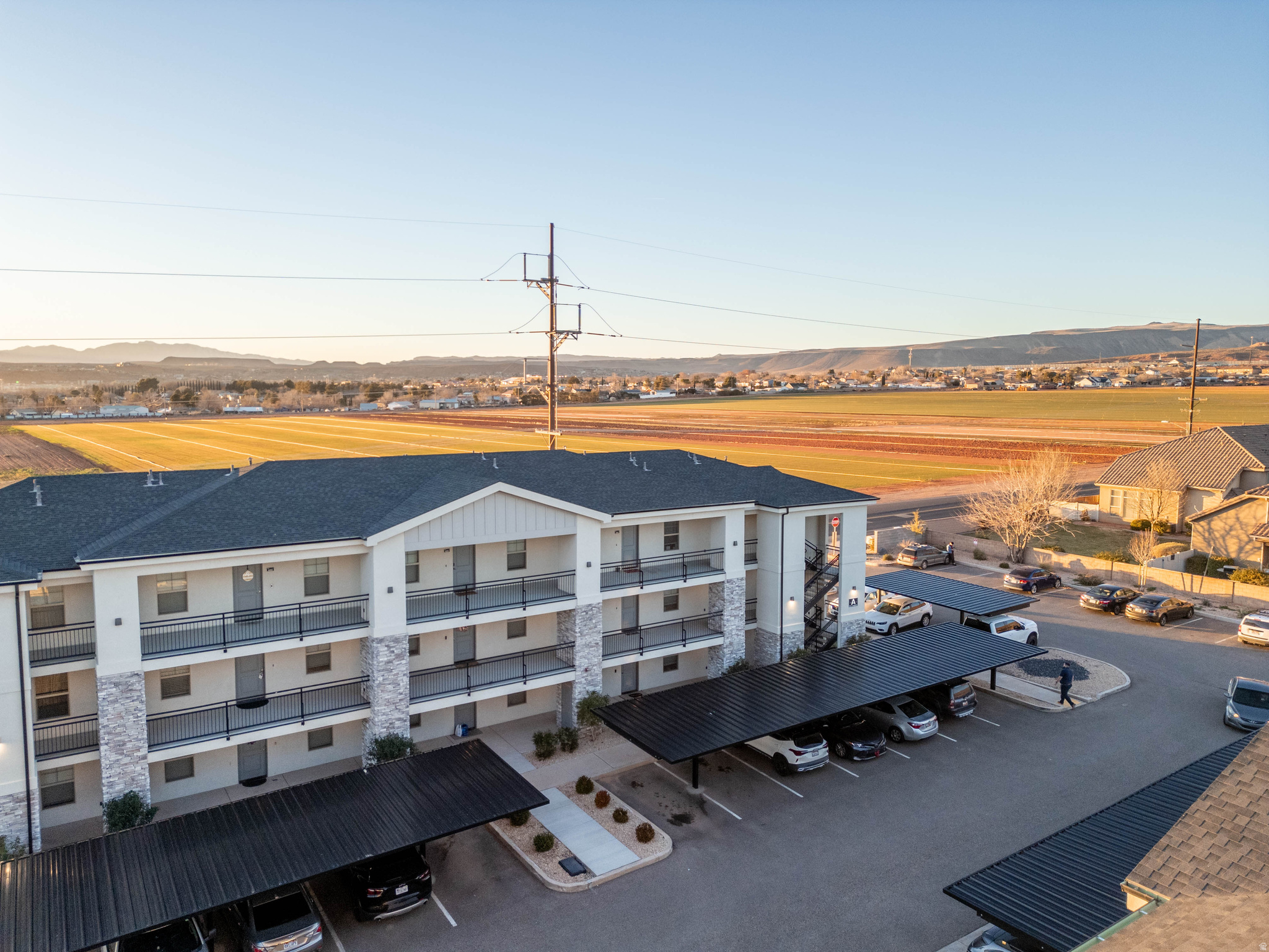 RED VISTA CONDOMINIUMS - Residential