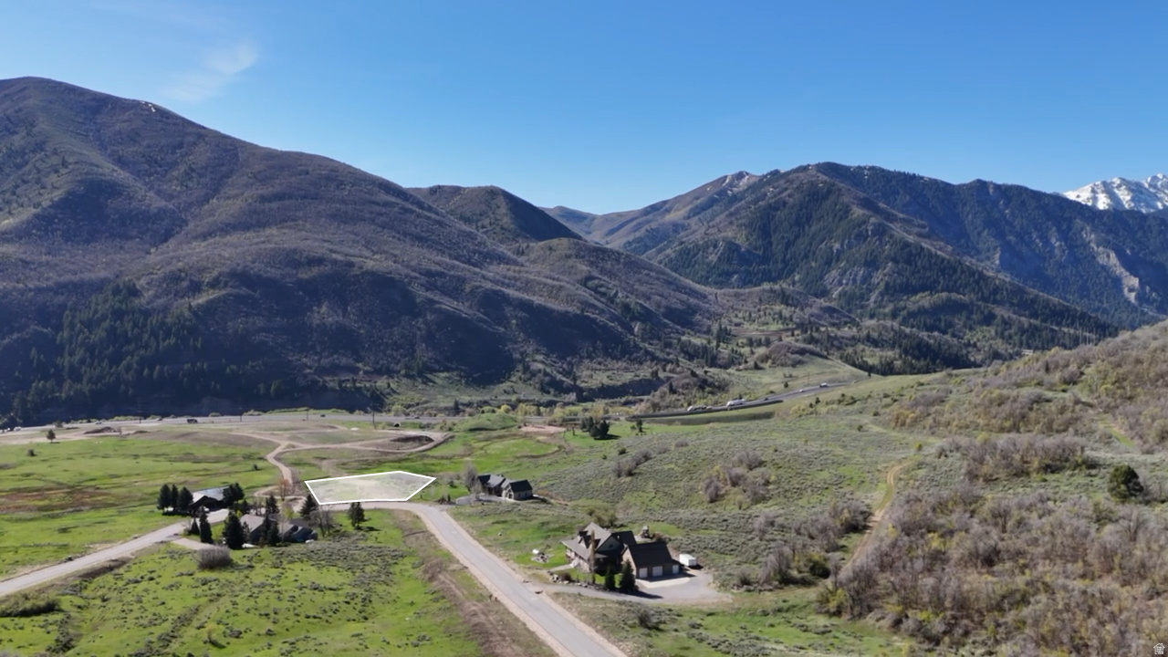 CANYON MEADOWS - Residential
