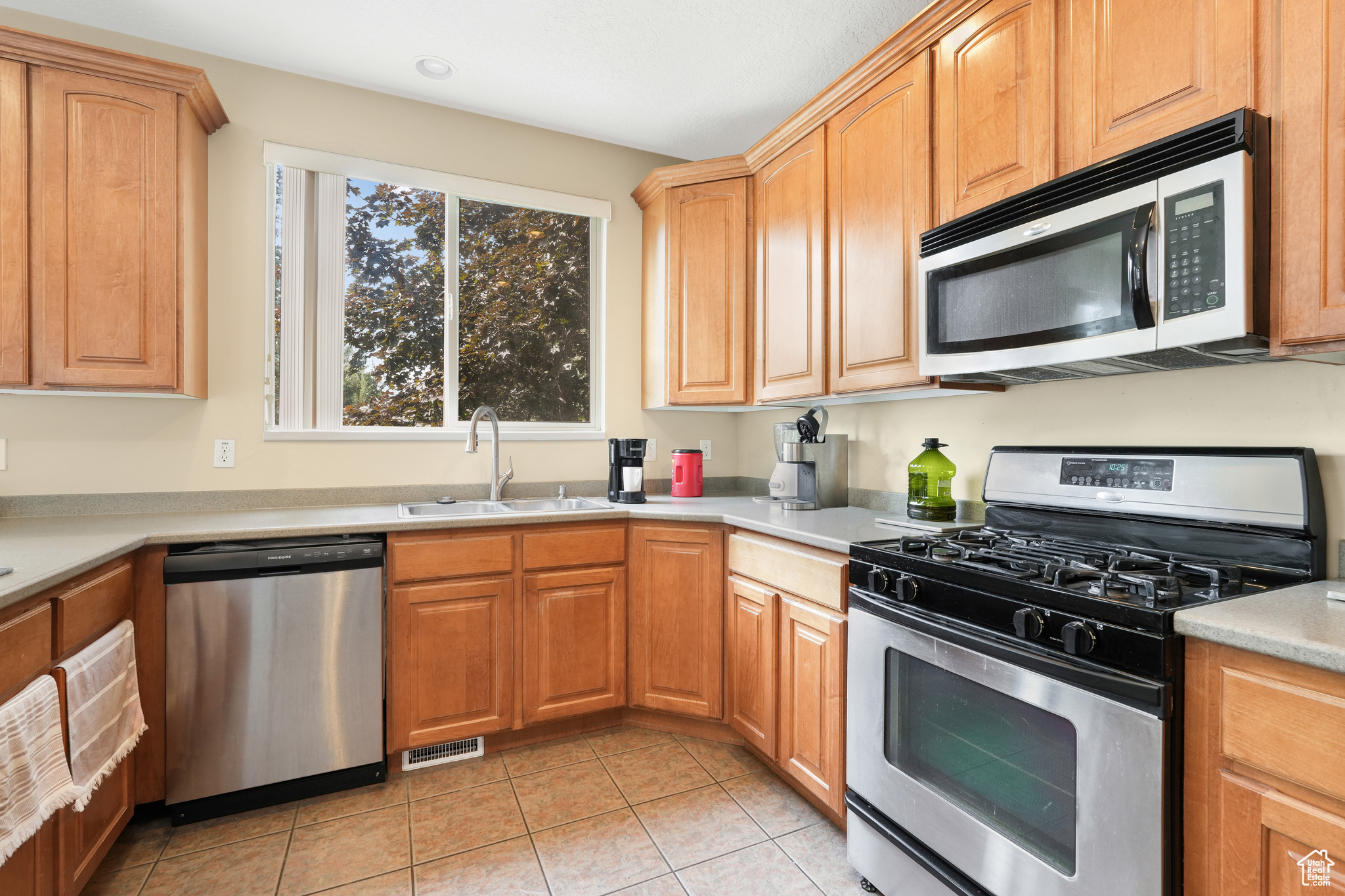 1444 E Firelight Way, Sandy, Utah image 14