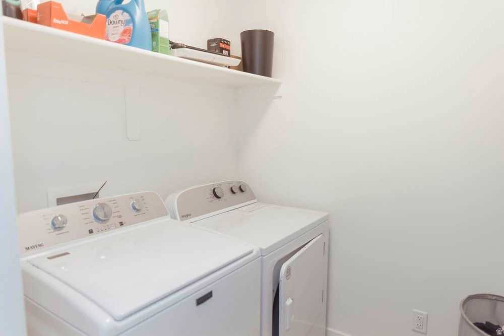 WOODMORE POINTE SUBD - Residential