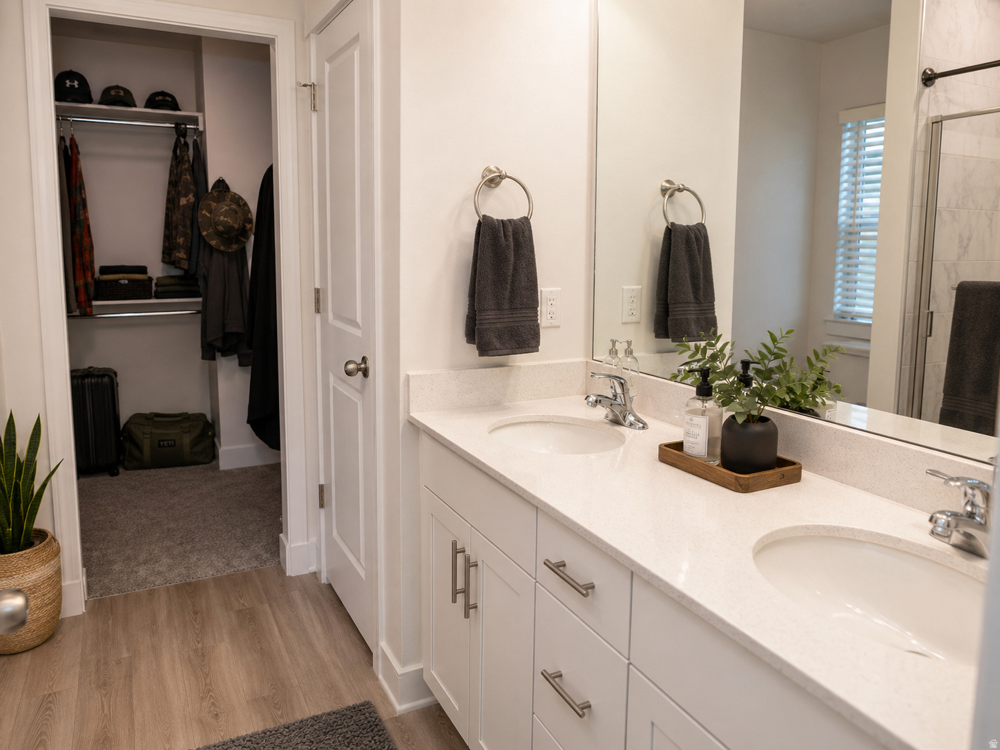 WOODMORE POINTE SUBD - Residential