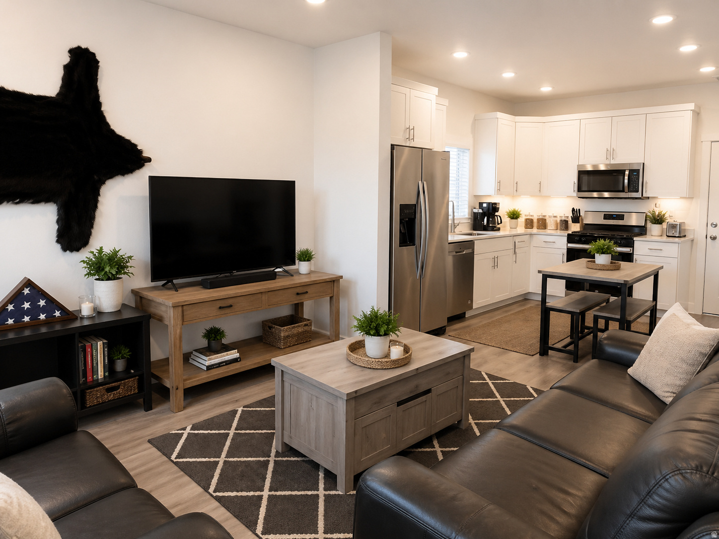 WOODMORE POINTE SUBD - Residential