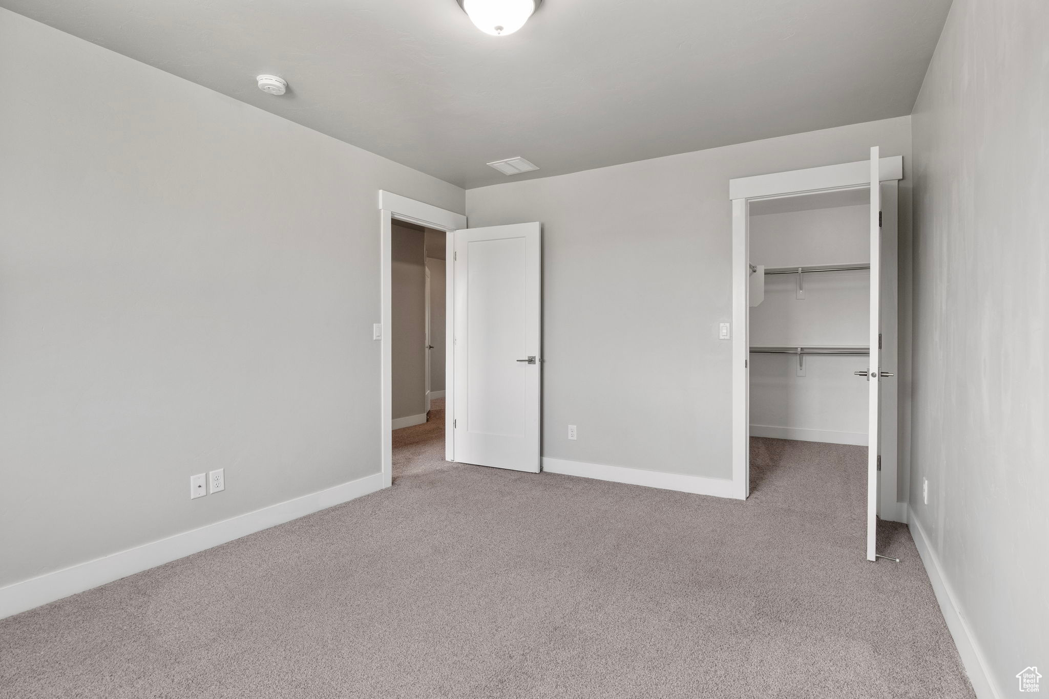 PARK VIEW VILLAS - Residential