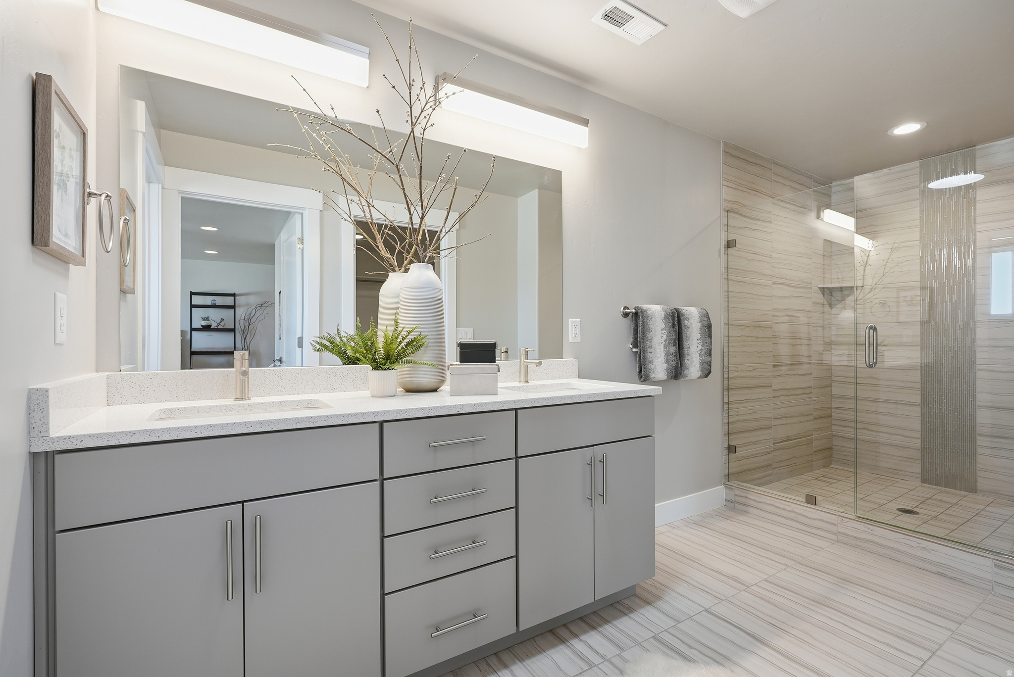 PARK VIEW VILLAS - Residential