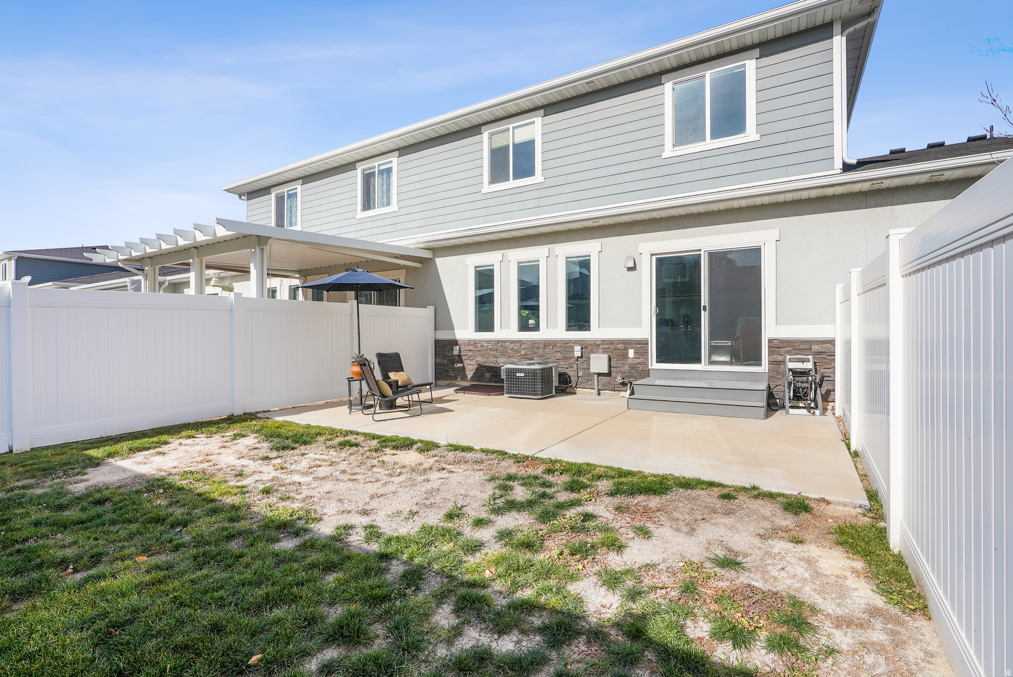 PARK VIEW VILLAS - Residential