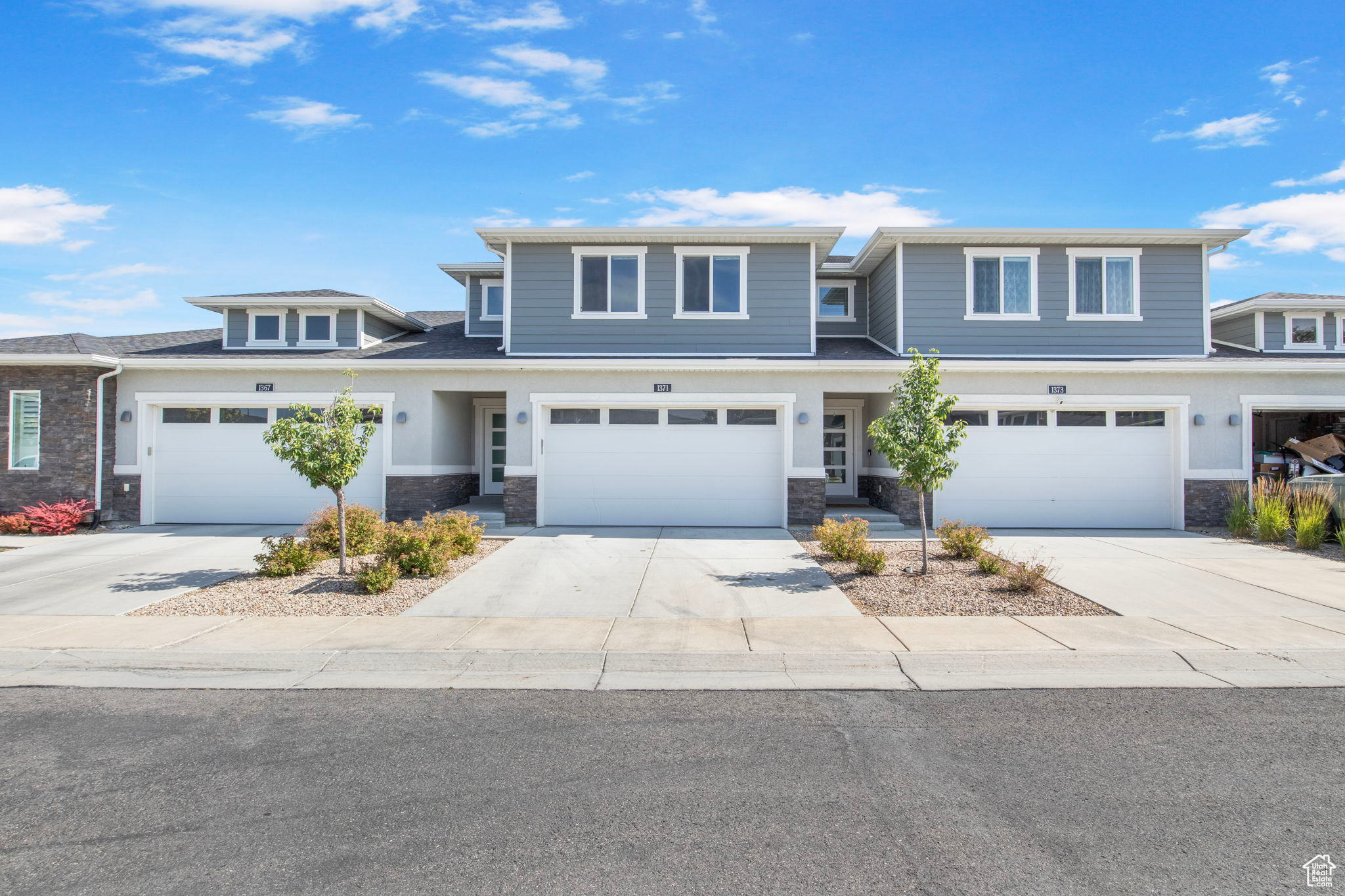 PARK VIEW VILLAS - Residential