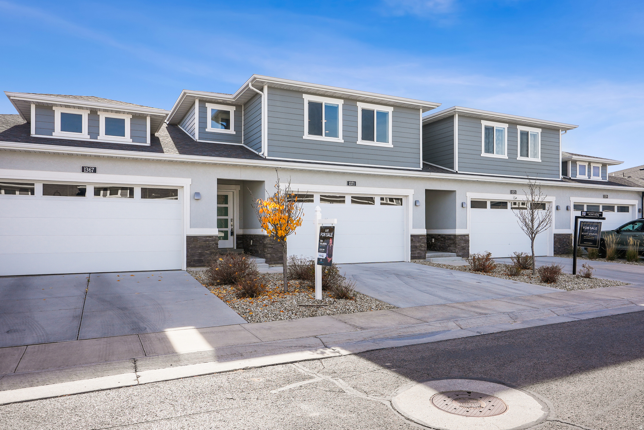 PARK VIEW VILLAS - Residential