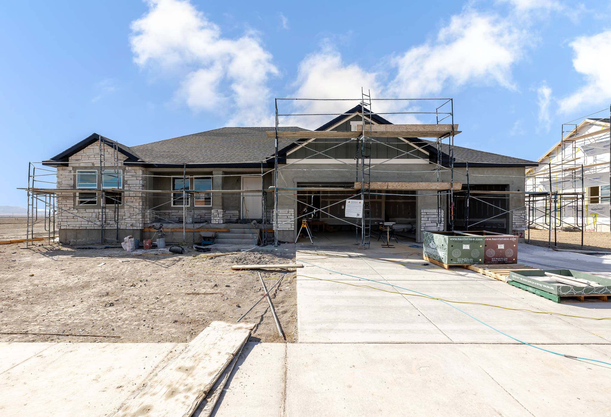 ROSE RANCH - Residential