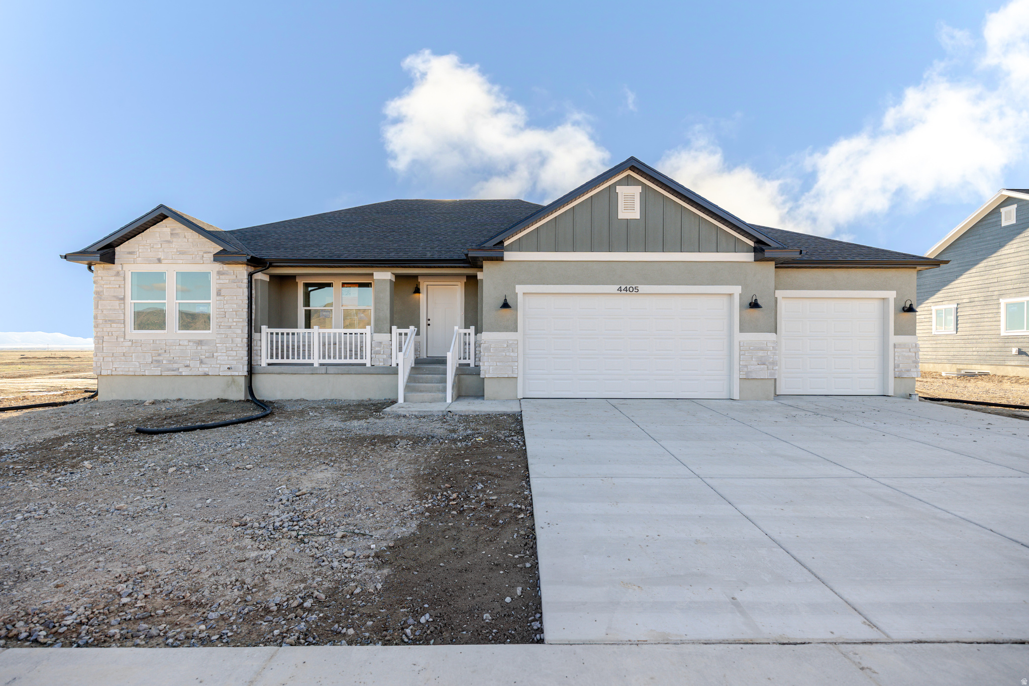 ROSE RANCH - Residential
