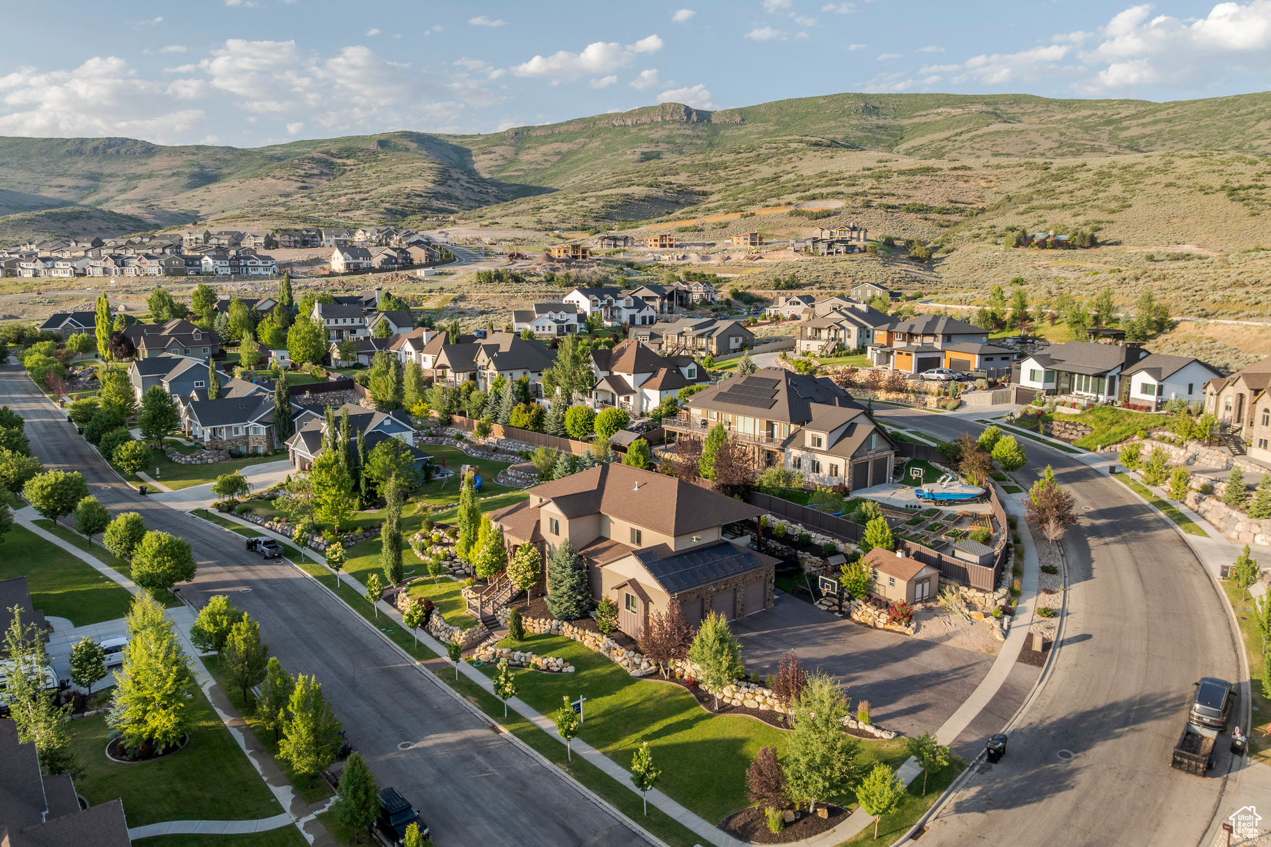 COVE ESTATES - Residential