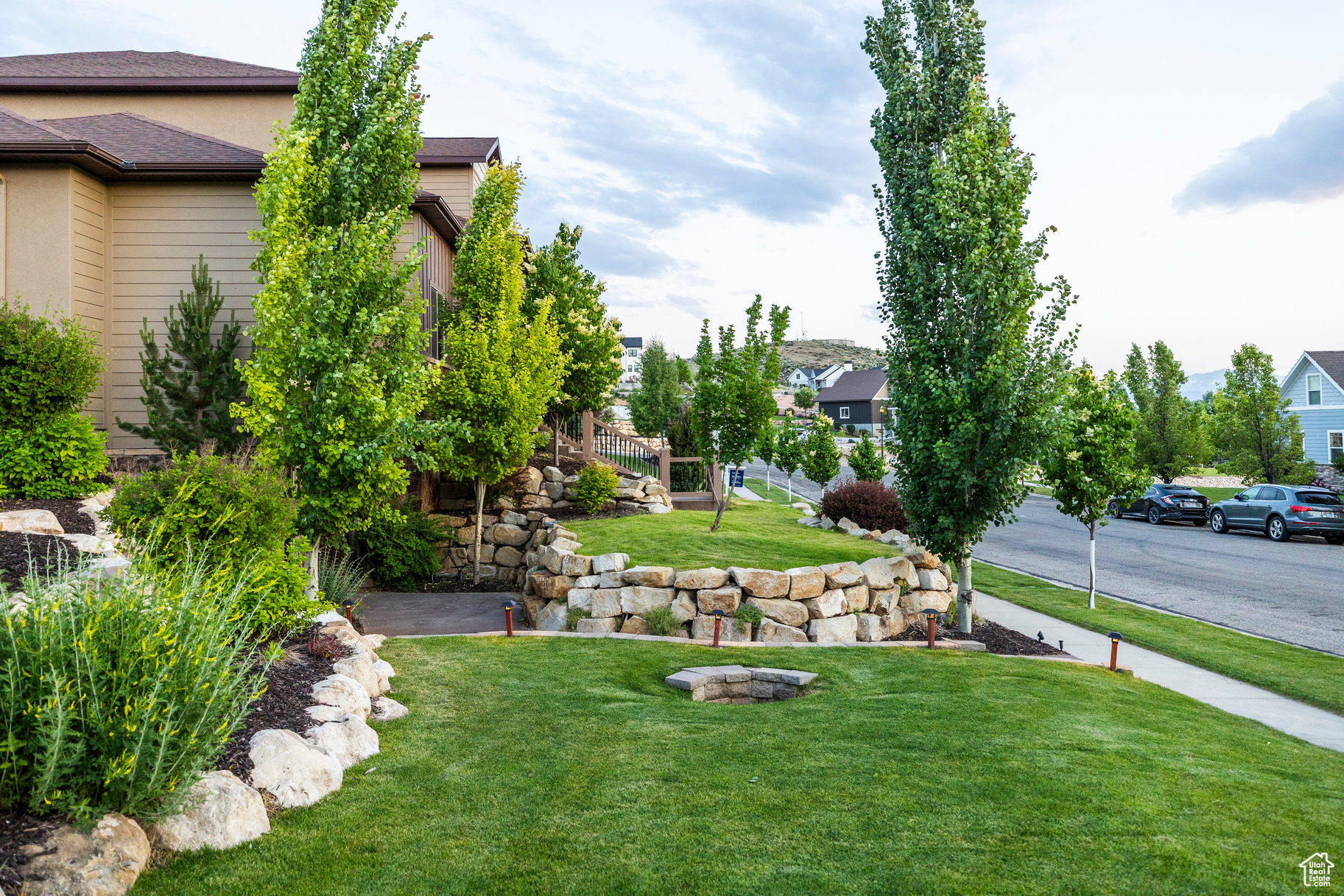 COVE ESTATES - Residential