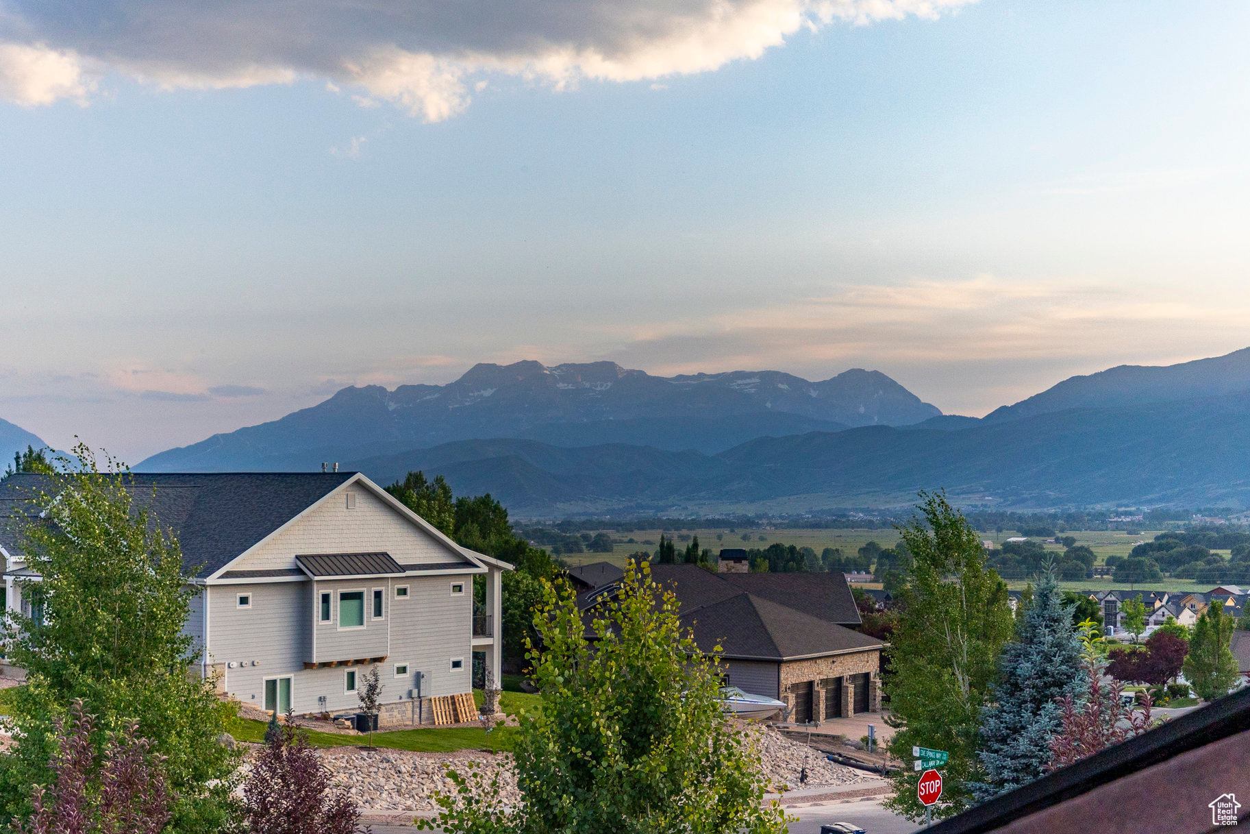 COVE ESTATES - Residential