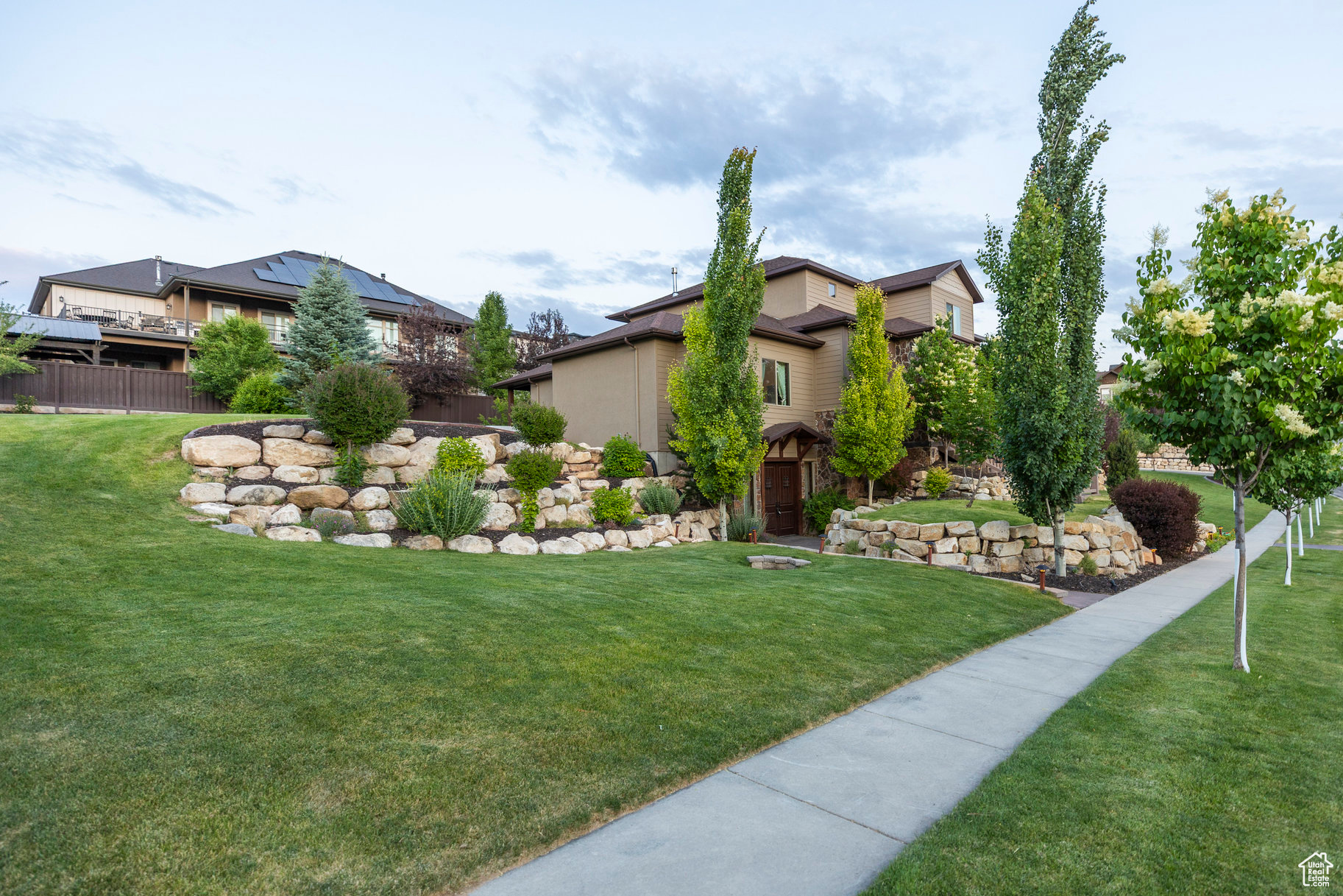 COVE ESTATES - Residential