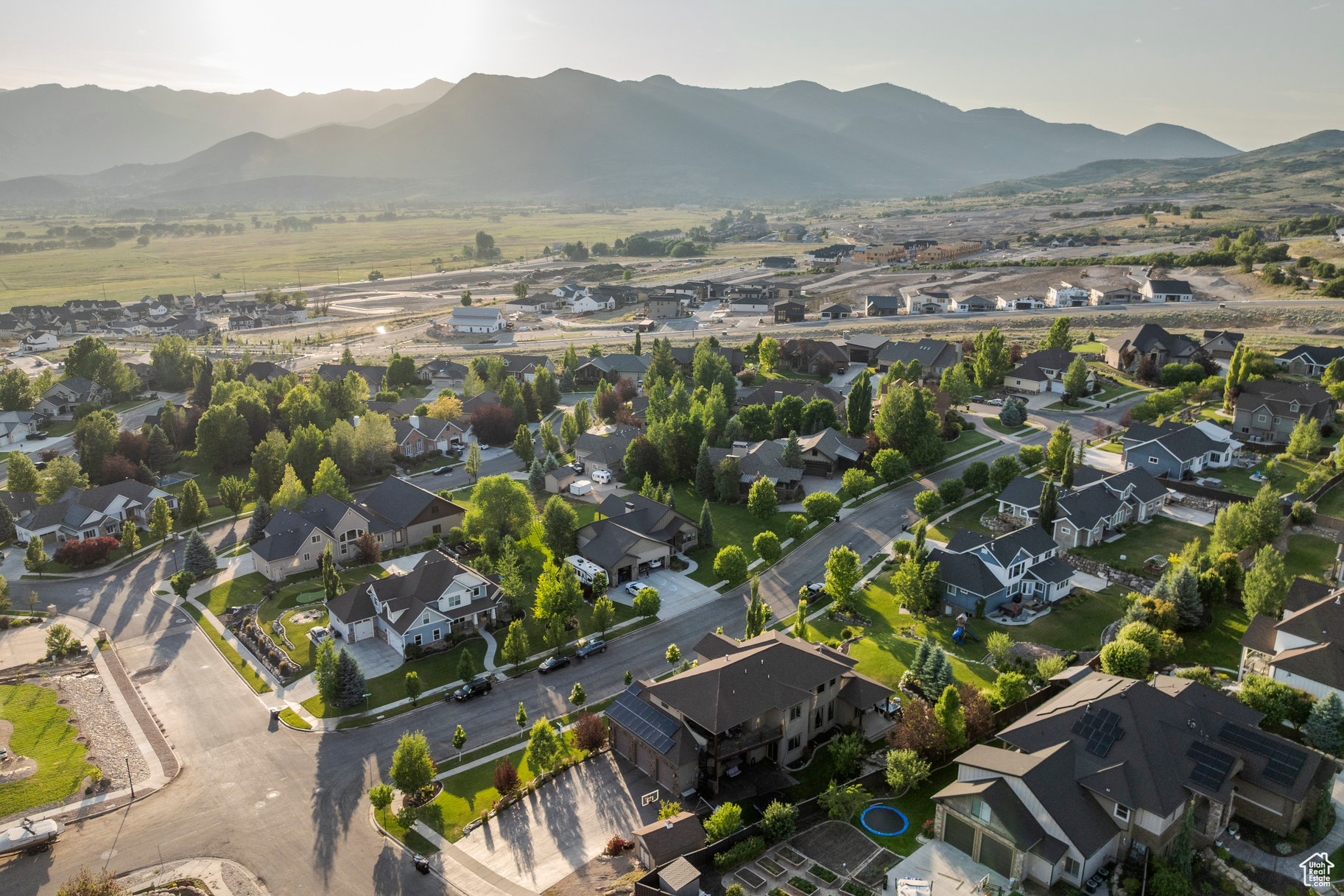 COVE ESTATES - Residential