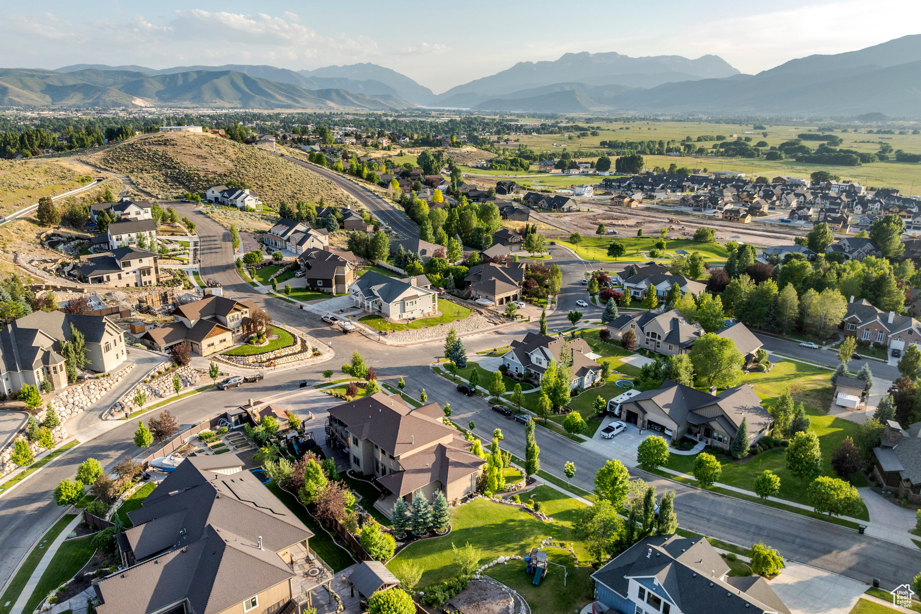 COVE ESTATES - Residential