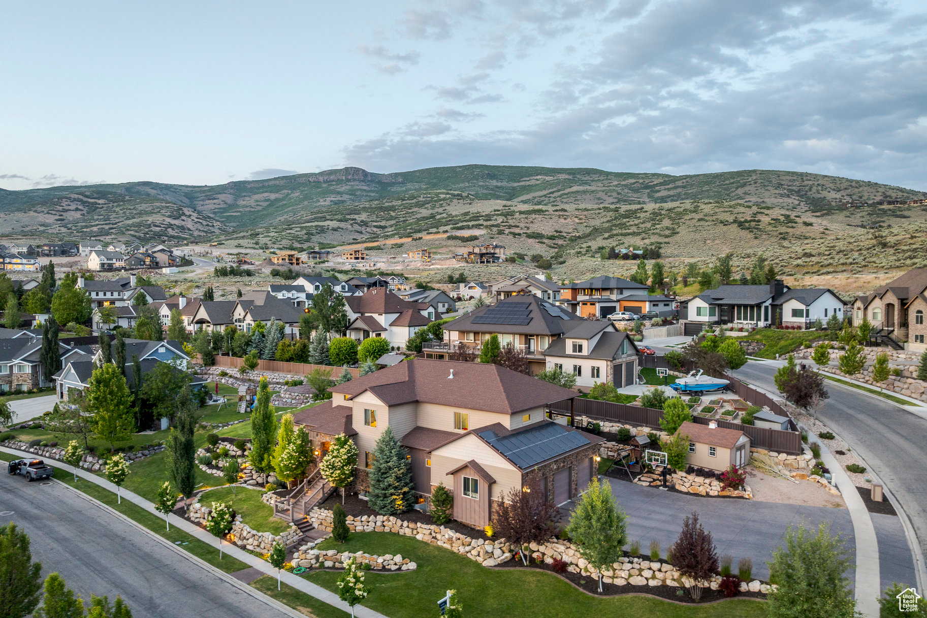 COVE ESTATES - Residential