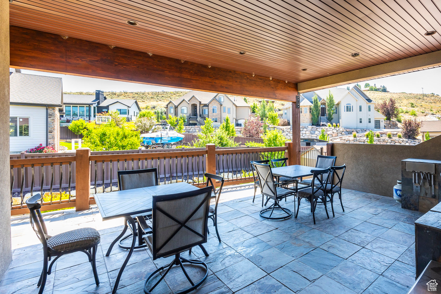 COVE ESTATES - Residential