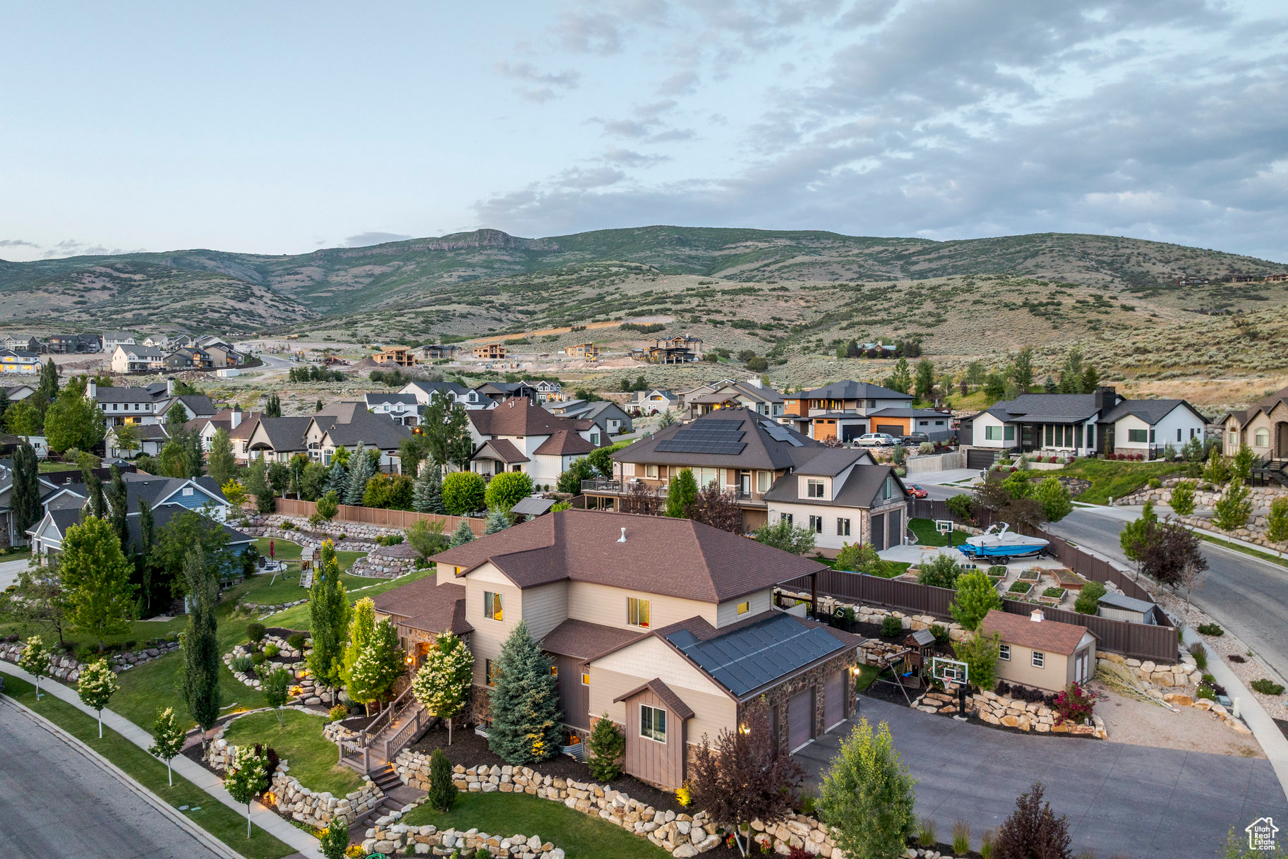 COVE ESTATES - Residential