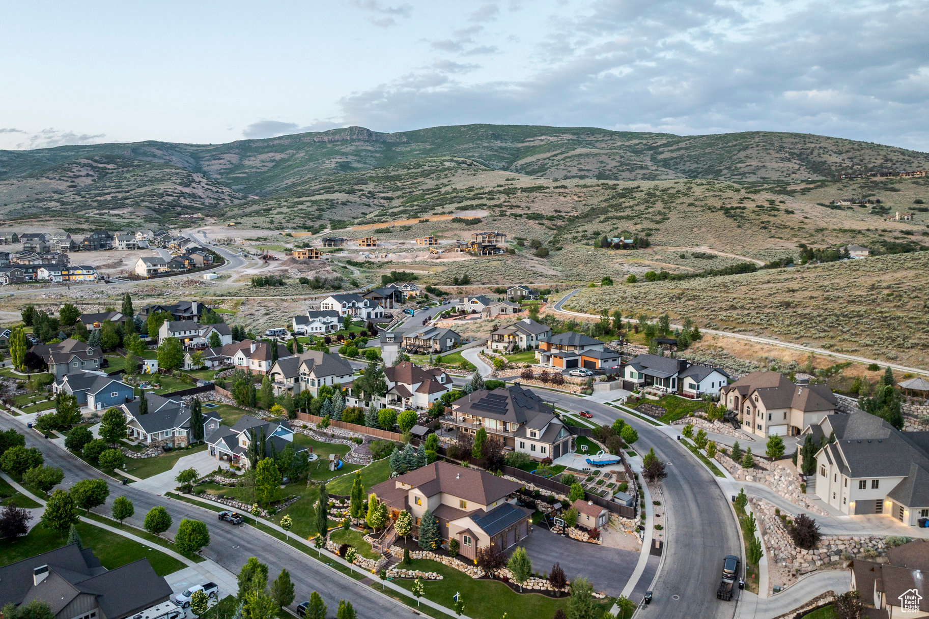 COVE ESTATES - Residential