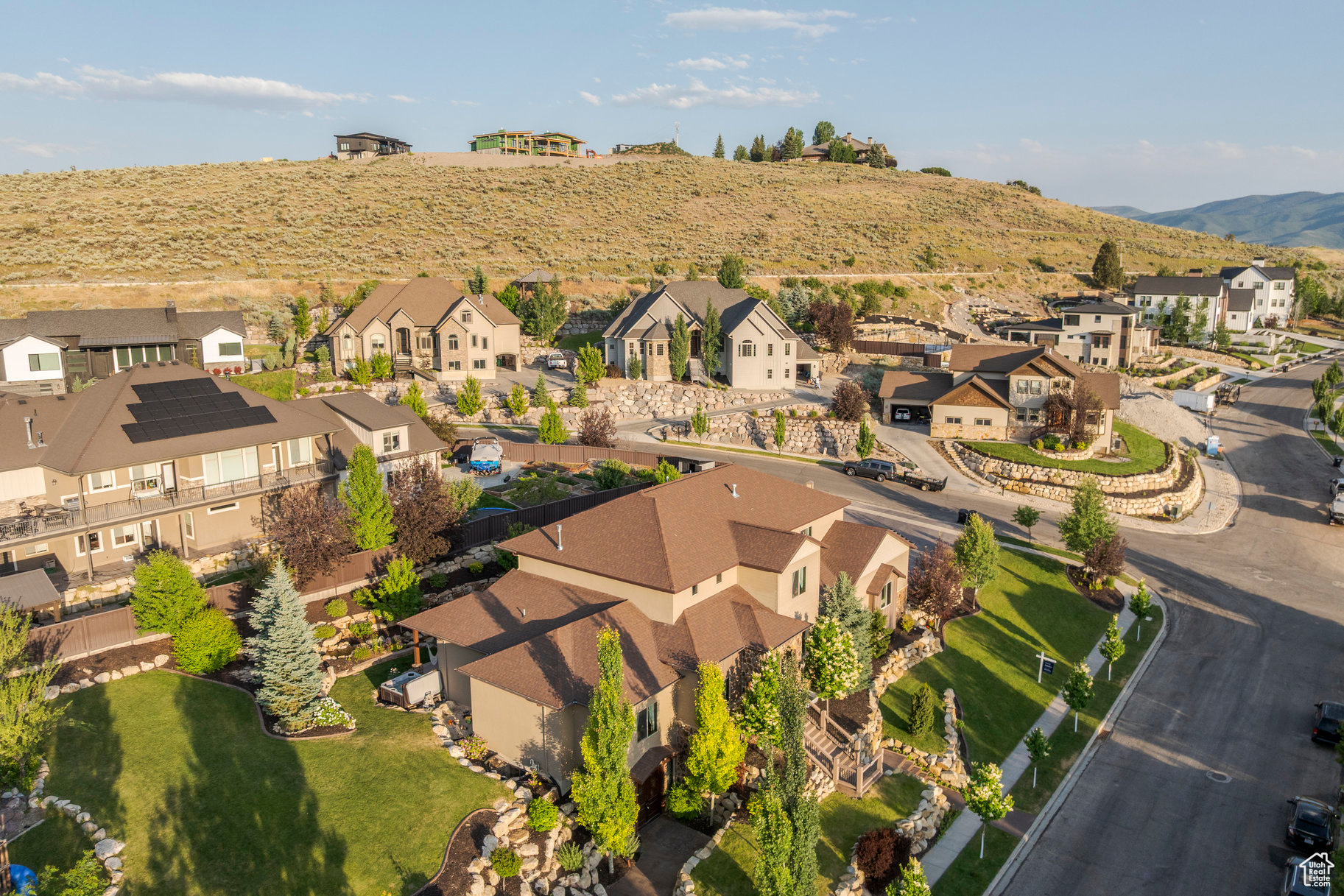 COVE ESTATES - Residential